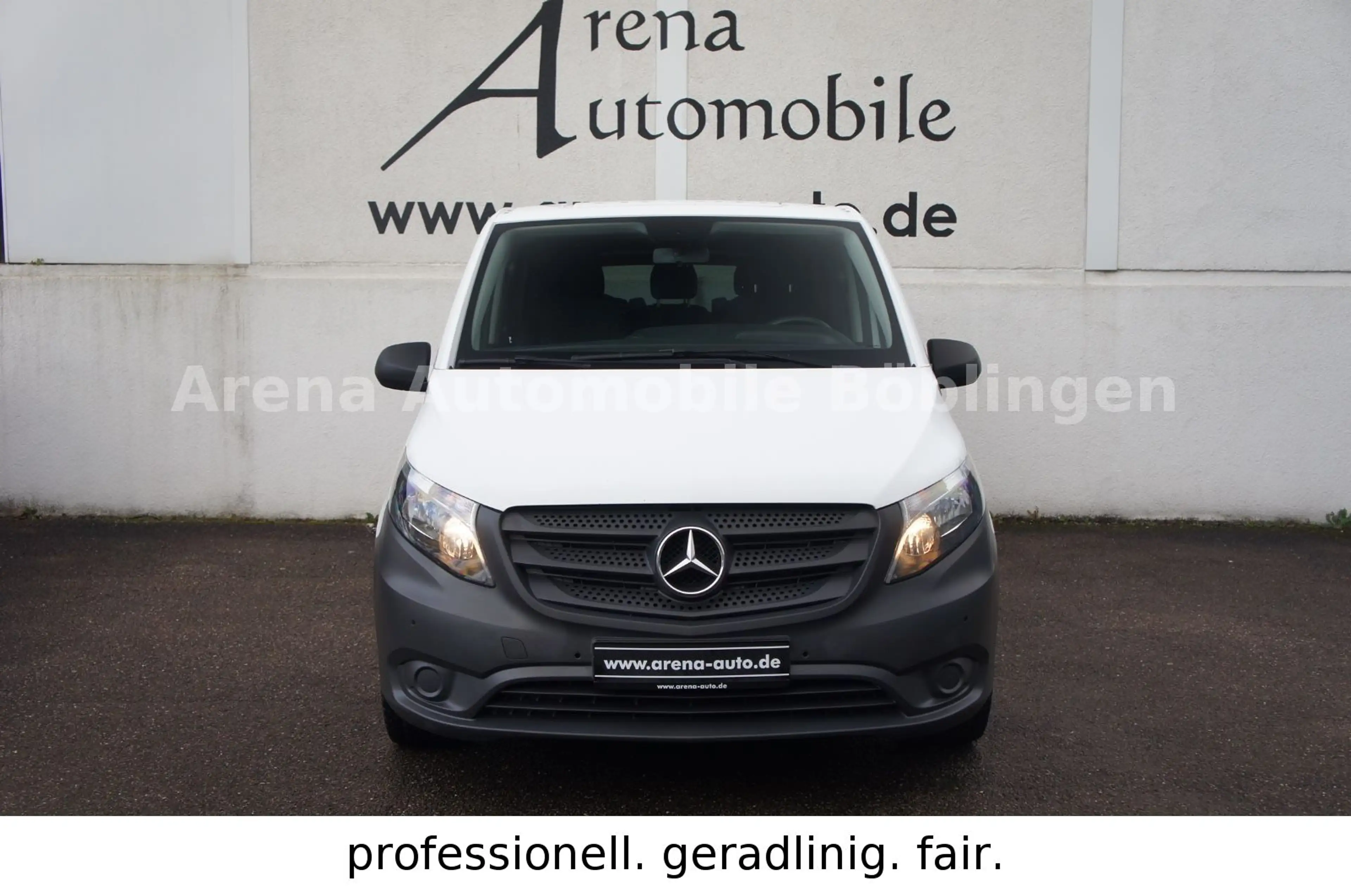Mercedes-Benz Vito Tourer 119CDI lang Automatik*AHK*8-SITZER* — photo 2