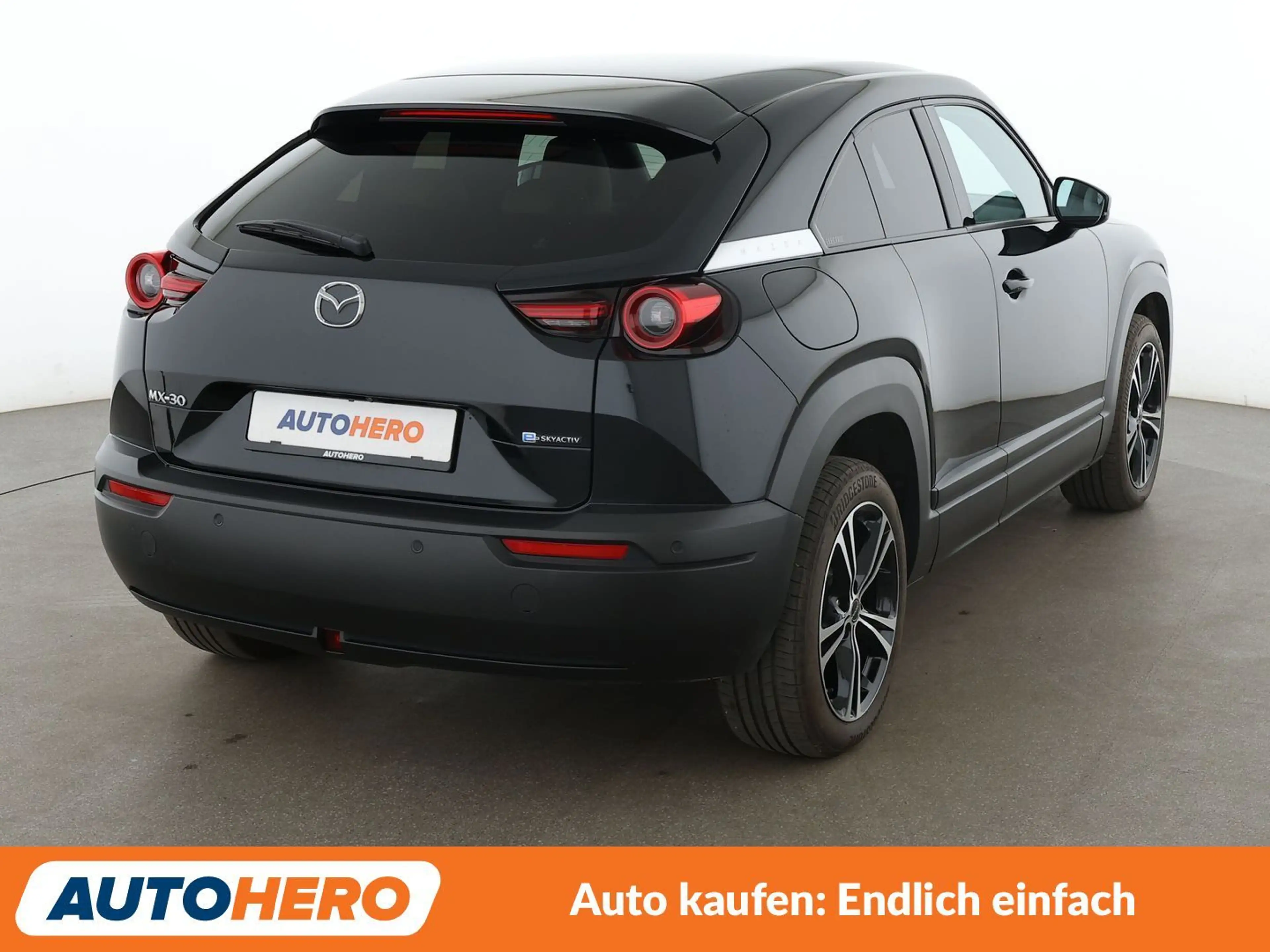 Mazda MX-30 electric drive 107 kW First Edition *NAV*HUD*ACC* — photo 6