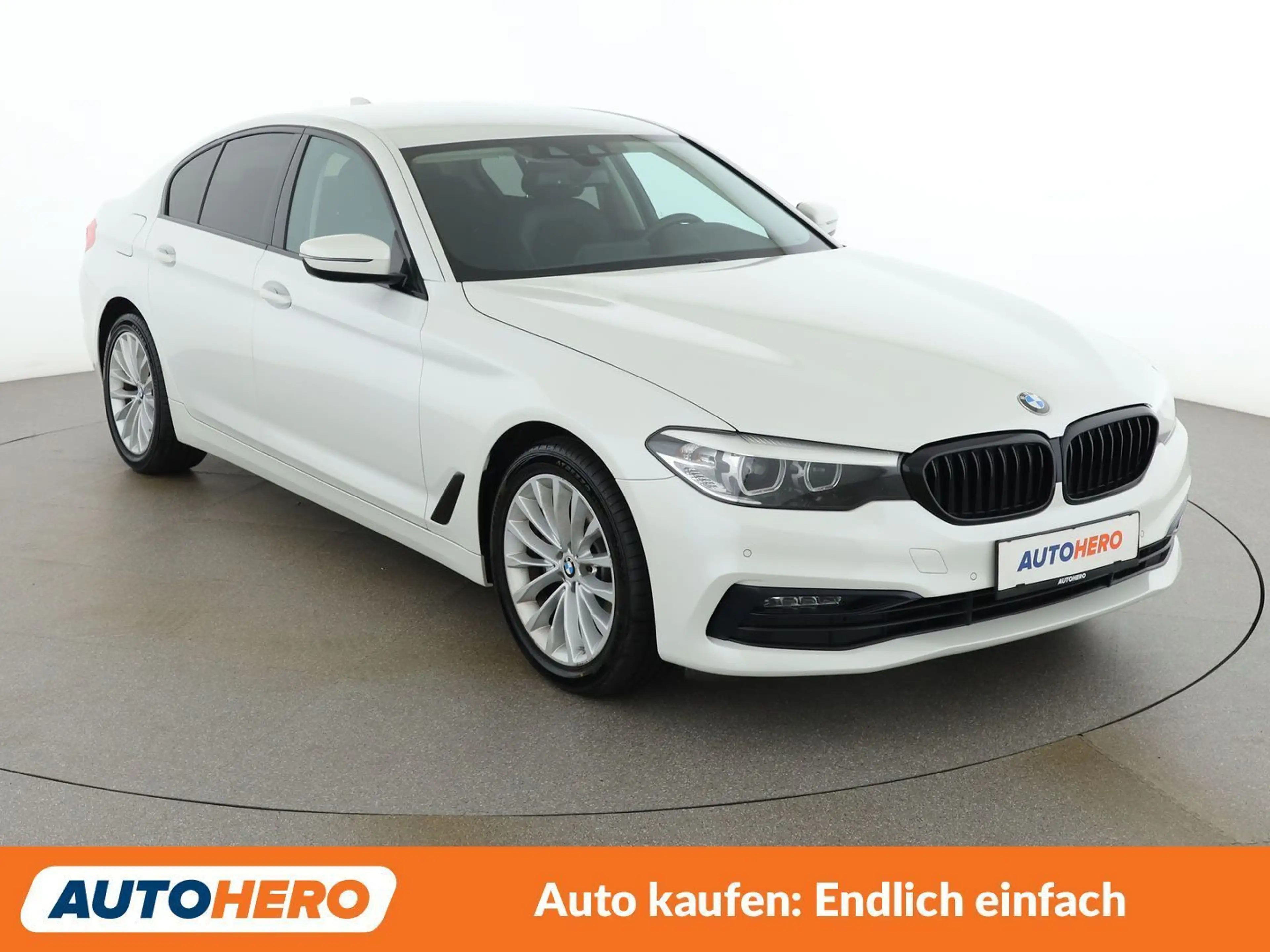 BMW 520 520d Sport Line — photo 8