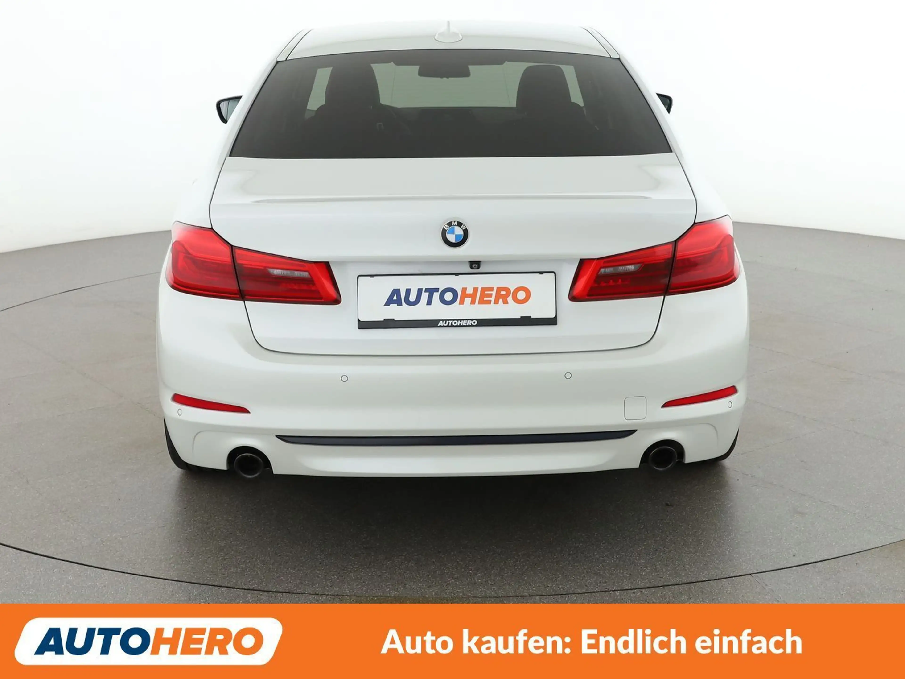 BMW 520 520d Sport Line — photo 5