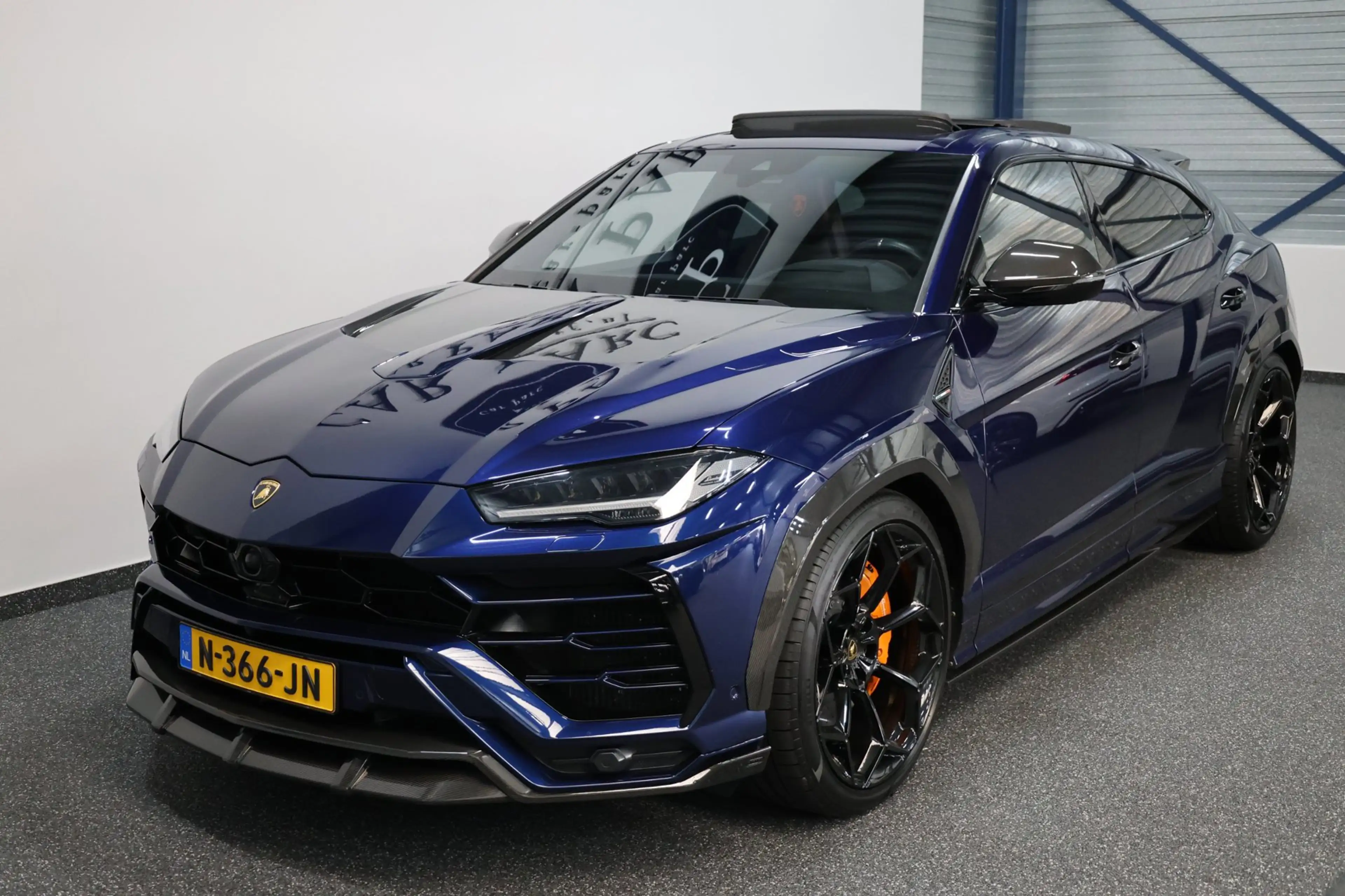 Lamborghini Urus 4.0 V8 NOVITEC 780+PK FULL CARBON/3D B&O/PANO/ACHT — photo 24