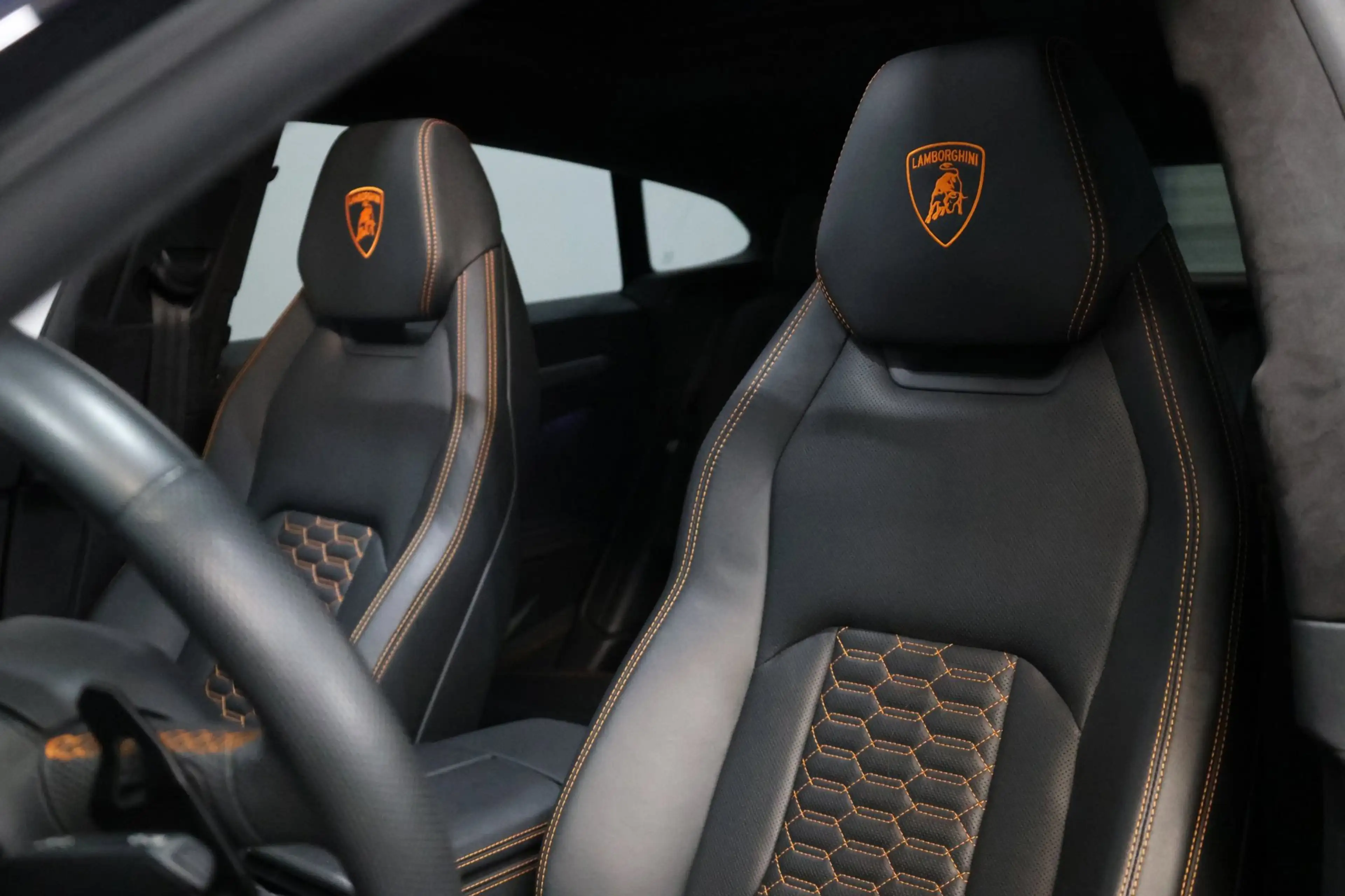 Lamborghini Urus 4.0 V8 NOVITEC 780+PK FULL CARBON/3D B&O/PANO/ACHT — photo 21