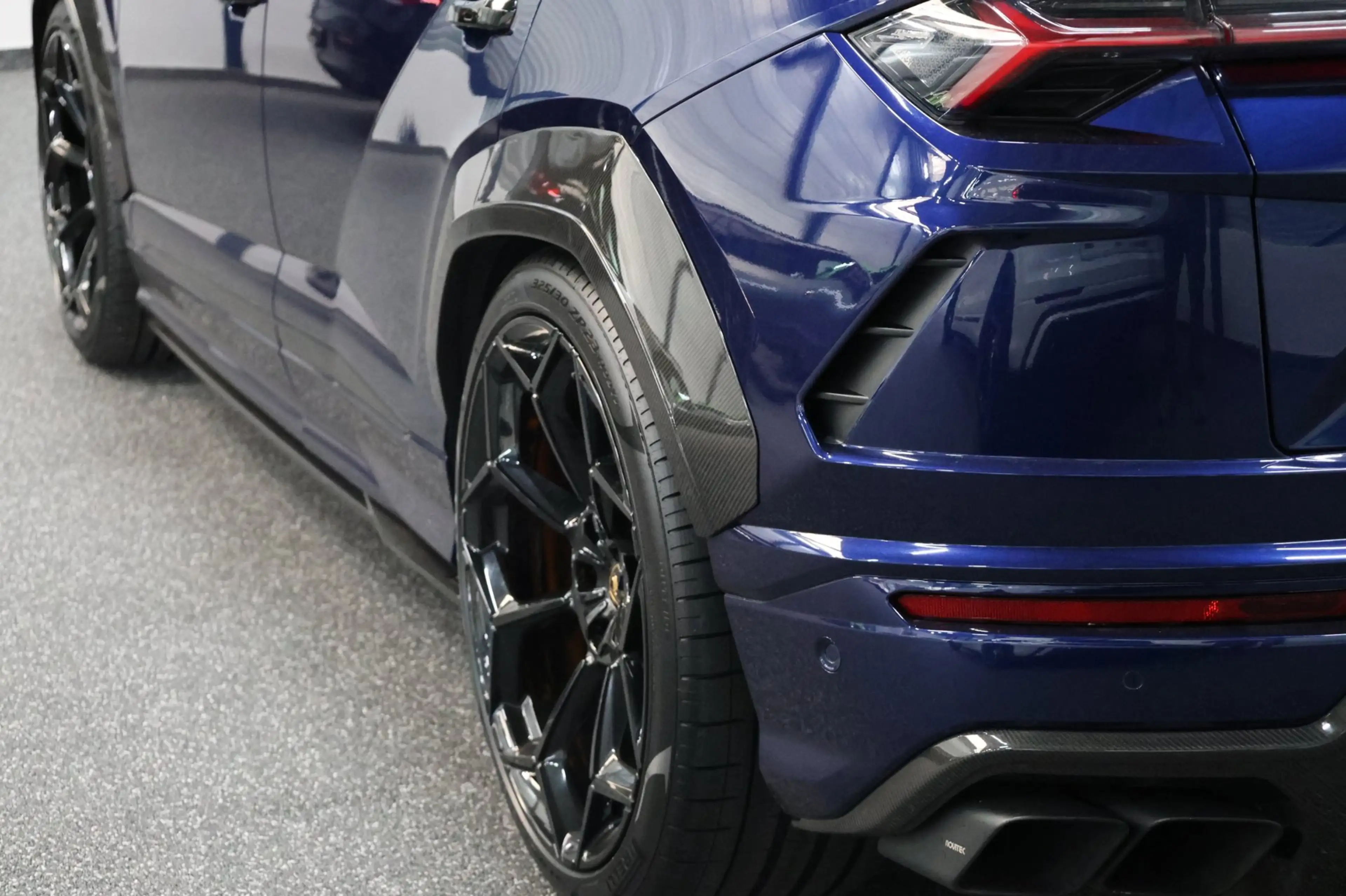 Lamborghini Urus 4.0 V8 NOVITEC 780+PK FULL CARBON/3D B&O/PANO/ACHT — photo 25