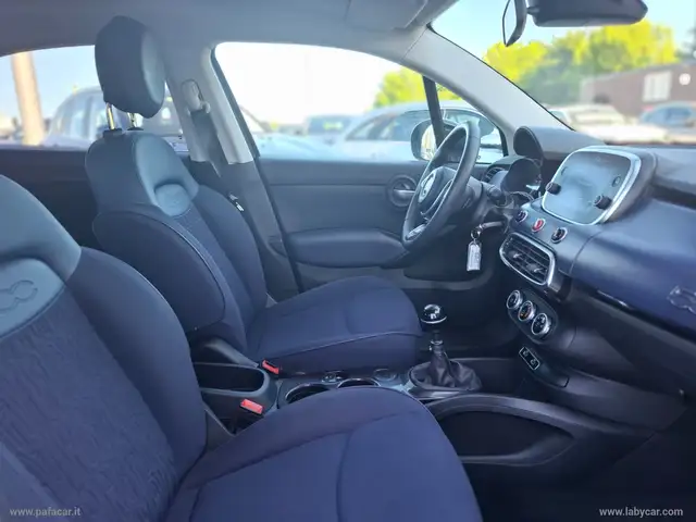 Fiat 500X view 16