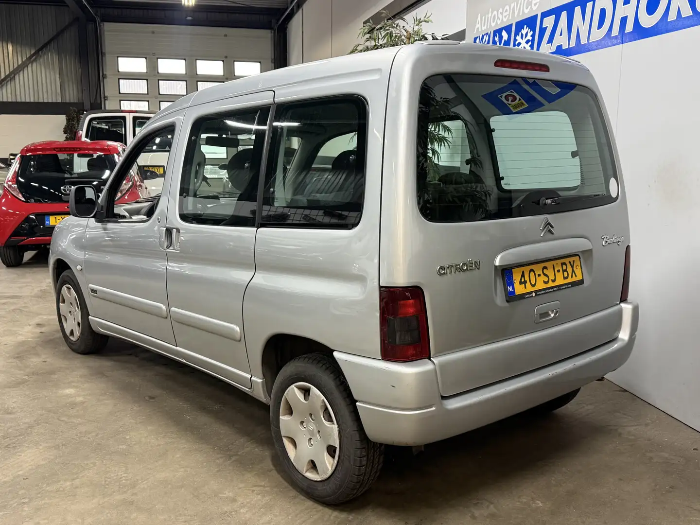 Citroen Berlingo 1.4i Multispace // APK tot 25-01-2027!!! Verkocht! Grau - 2