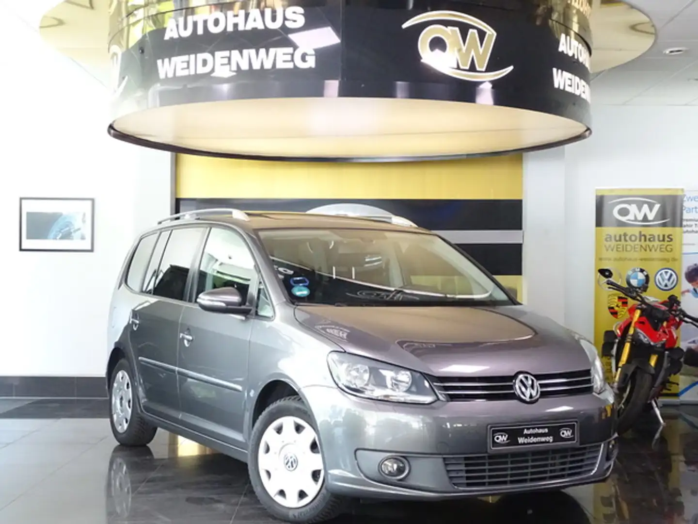Volkswagen Touran 1.4 TSI Highl.DSG Leder Pano SHZ PDC1Hand Gris - 1