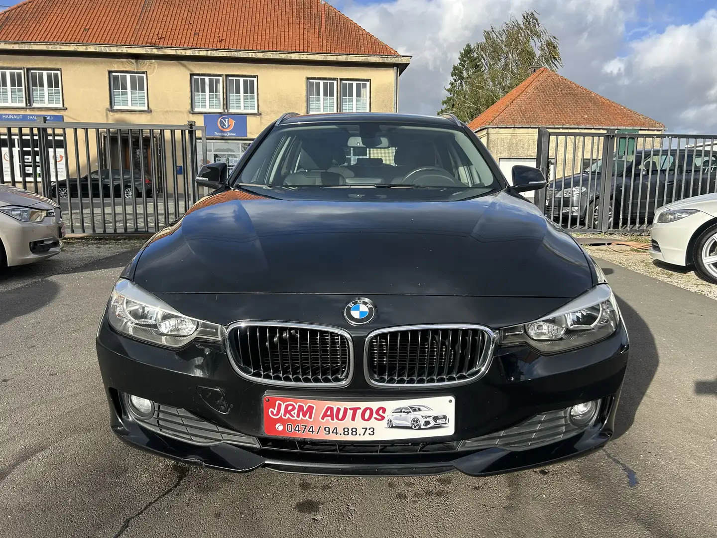 BMW 318 dA Touring 1er proprio avec carnet d'entretien Zwart - 2
