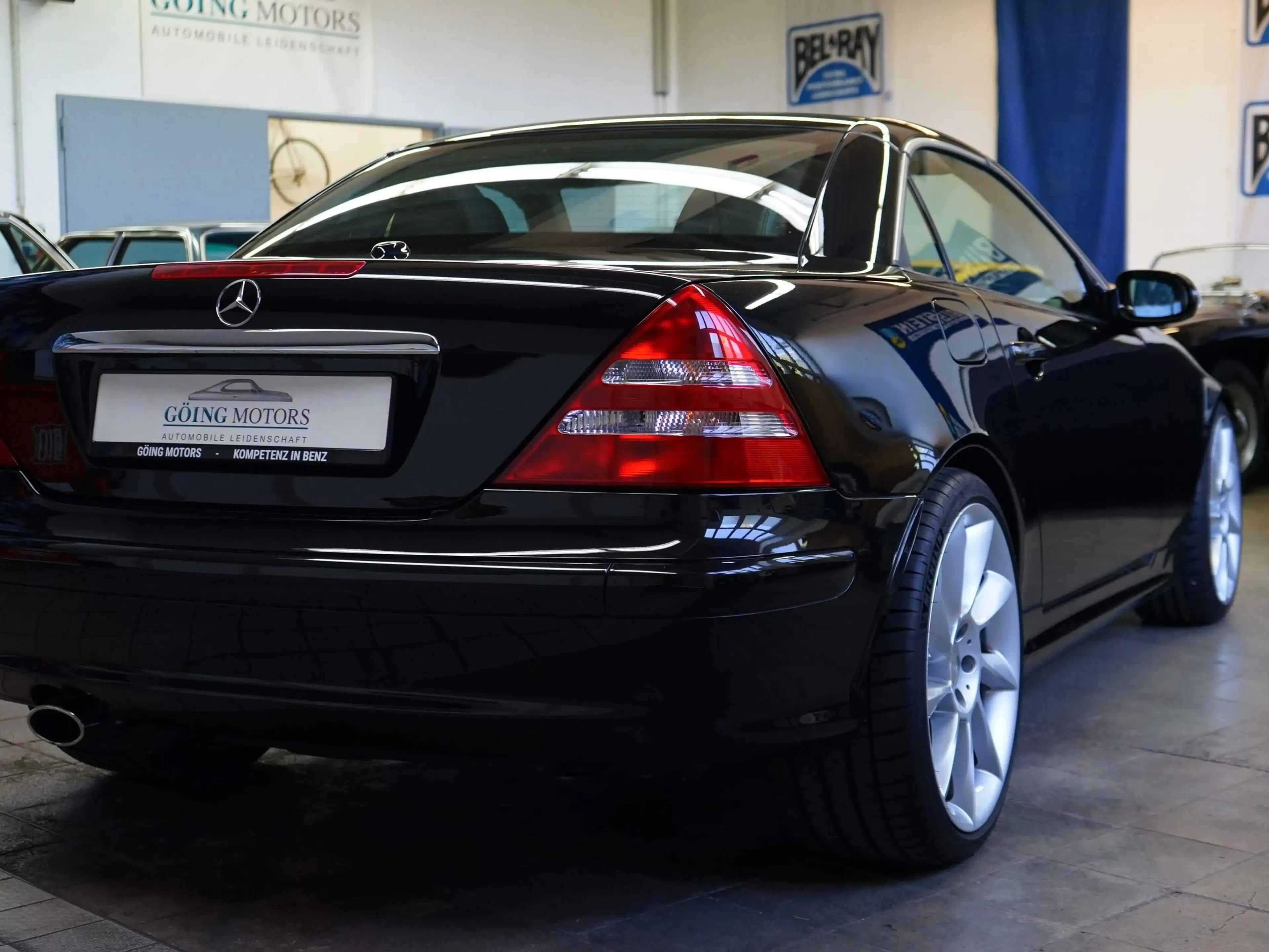 Mercedes-Benz SLK 230 SLK 230 Kompressor Final Edition aus 1. Hand — photo 10
