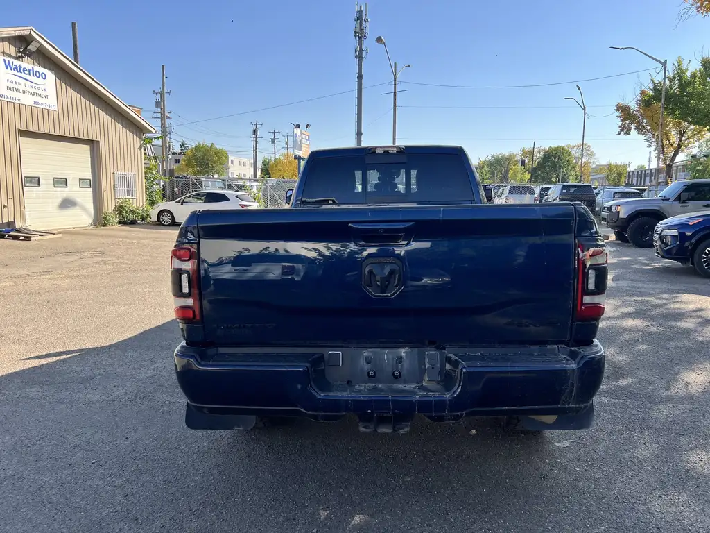 2022 RAM 3500 Limited Crew Cab 169 | Auxiliary Switches | 360-De — photo 7