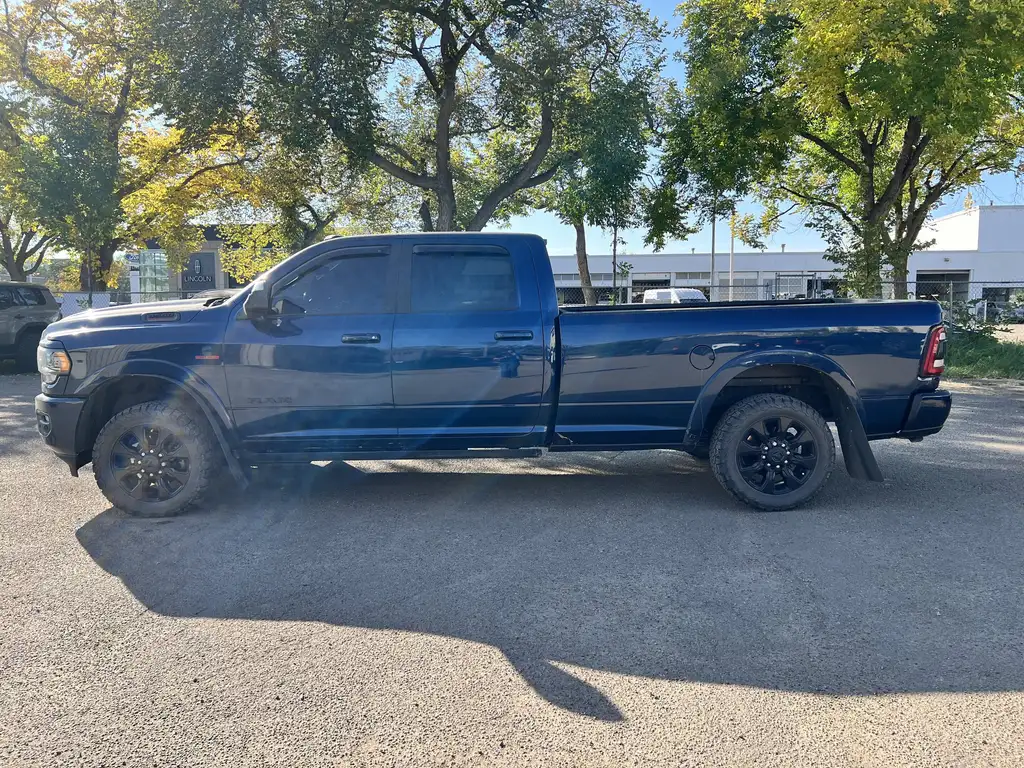 2022 RAM 3500 Limited Crew Cab 169 | Auxiliary Switches | 360-De — photo 5