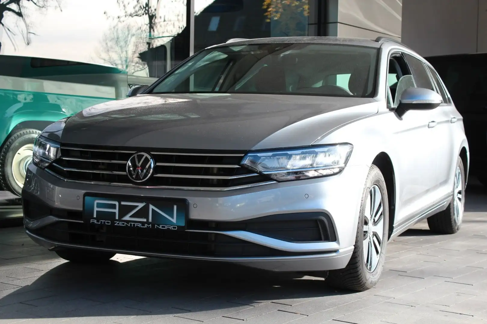 Volkswagen Passat Variant 2.0 TDI Conceptline Argent - 1