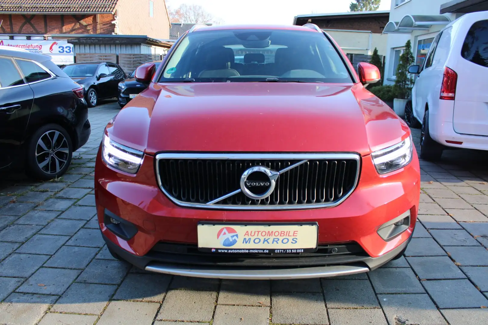 Volvo XC40 XC40 T3 Momentum LED Leder Navigation BLIS Rückfak Rouge - 2