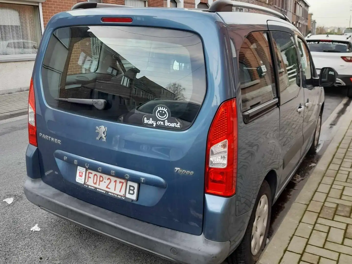 Peugeot Partner 1.6 HDi Premium Bleu - 2