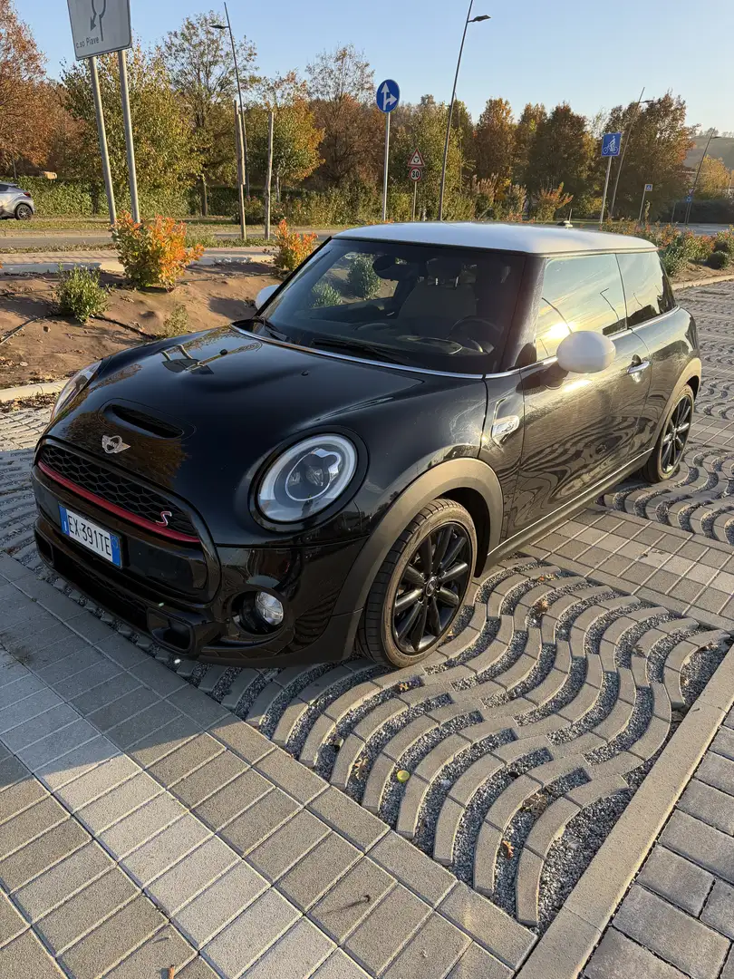 MINI Cooper S 2.0 3p auto Чорний - 1