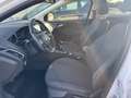 Ford Focus Lim. Titanium 2.0 TDCI*EU6* Weiß - thumbnail 9