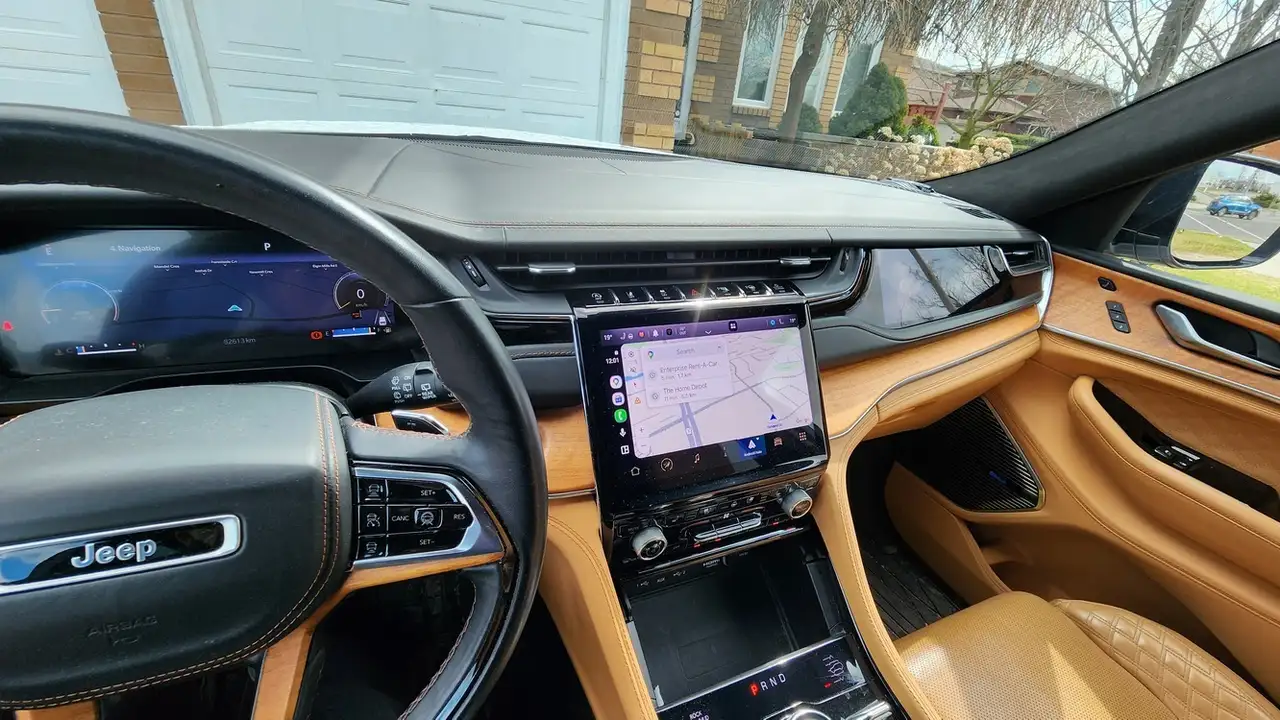 Jeep Grand Cherokee снимка Jeep Grand Cherokee