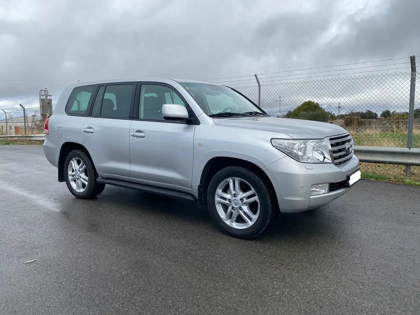 Toyota Land Cruiser 200 4.5D-4D VXL Aut. Grigio - 1