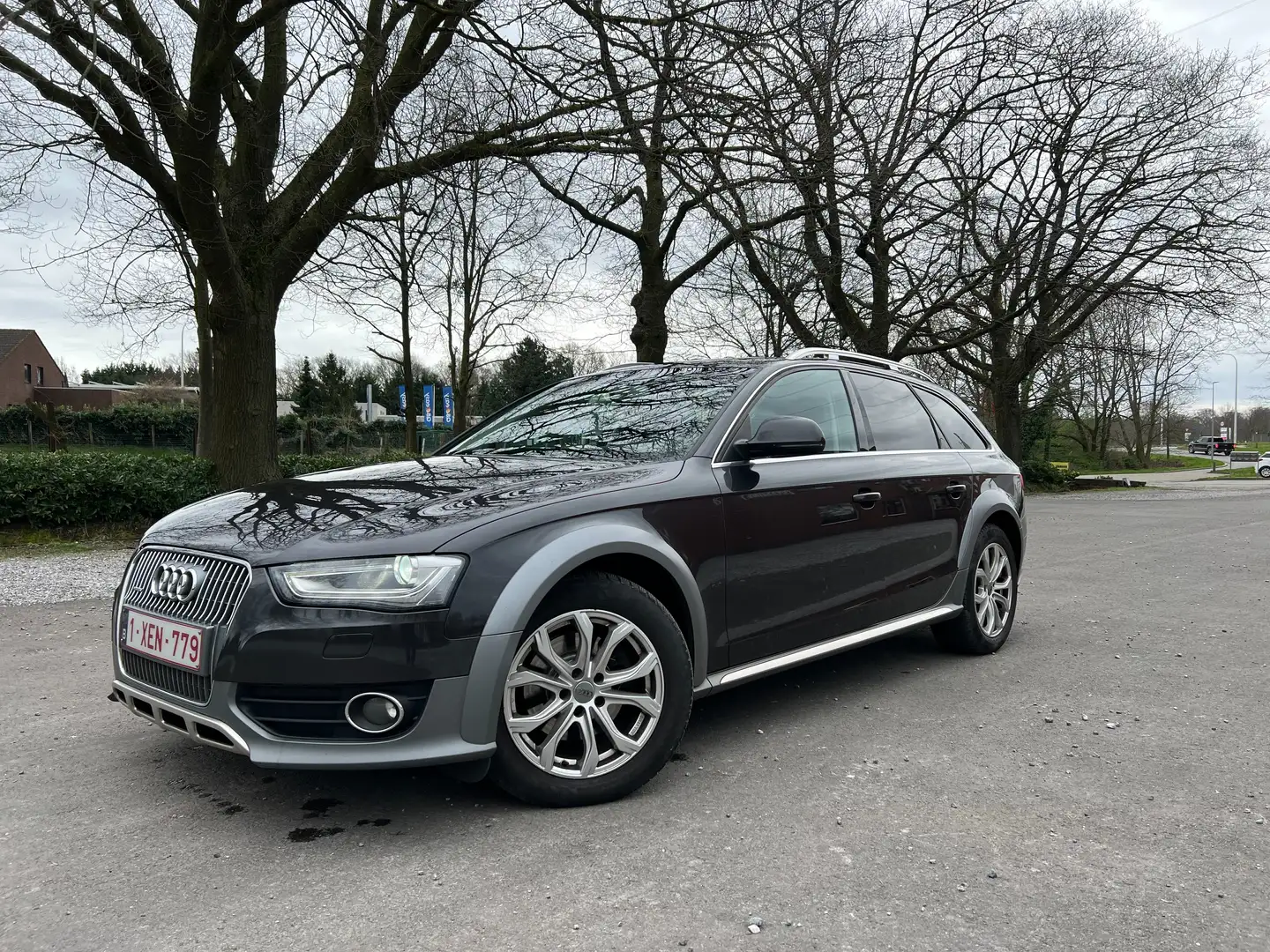 Audi A4 allroad A4 allroad quattro 2.0 TDI DPF S tronic Zwart - 1