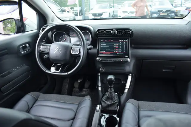 Citroen C3 Aircross view 2