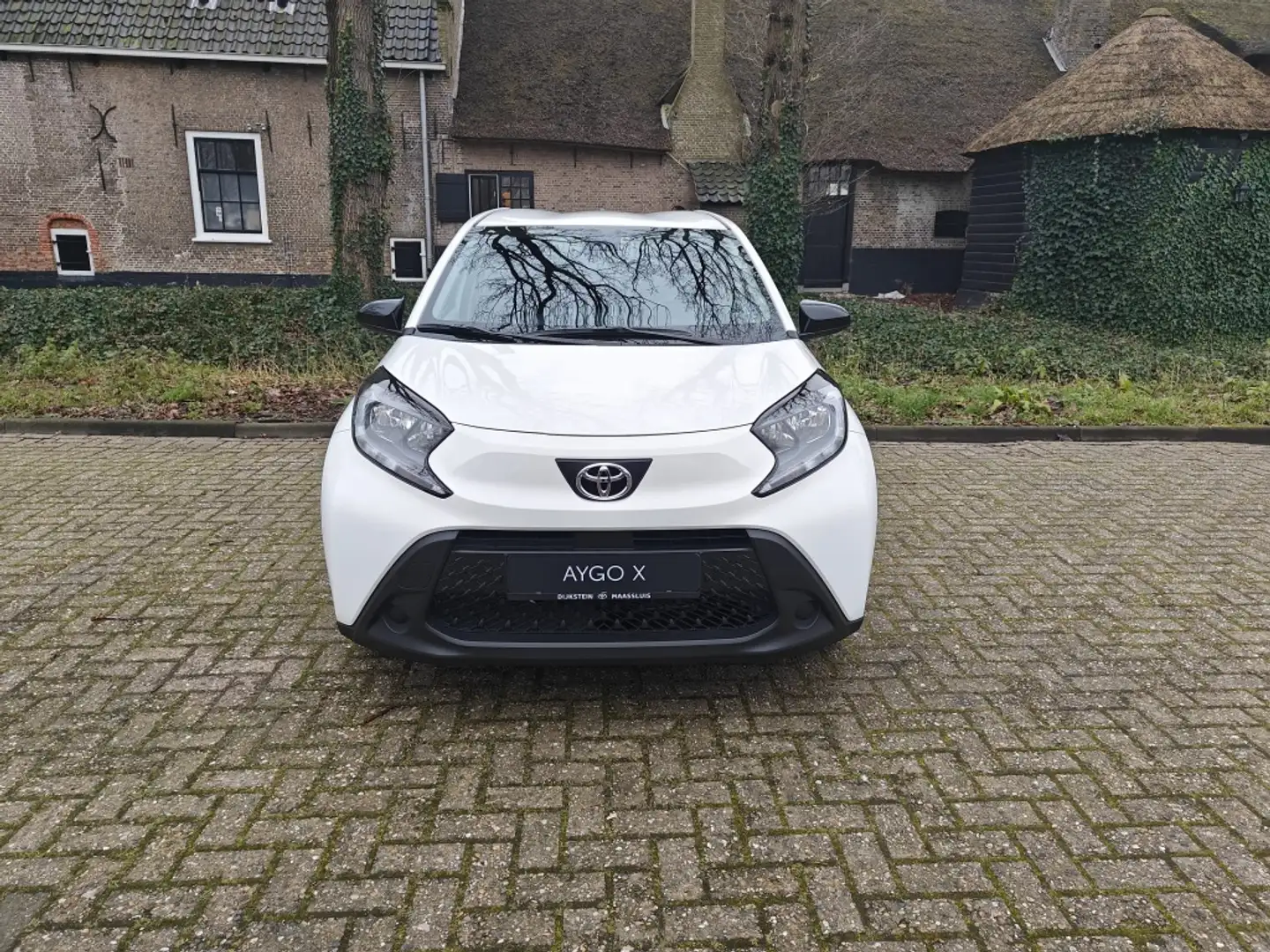 Toyota Aygo X 1.0 VVT-i MT Play Blanco - 2