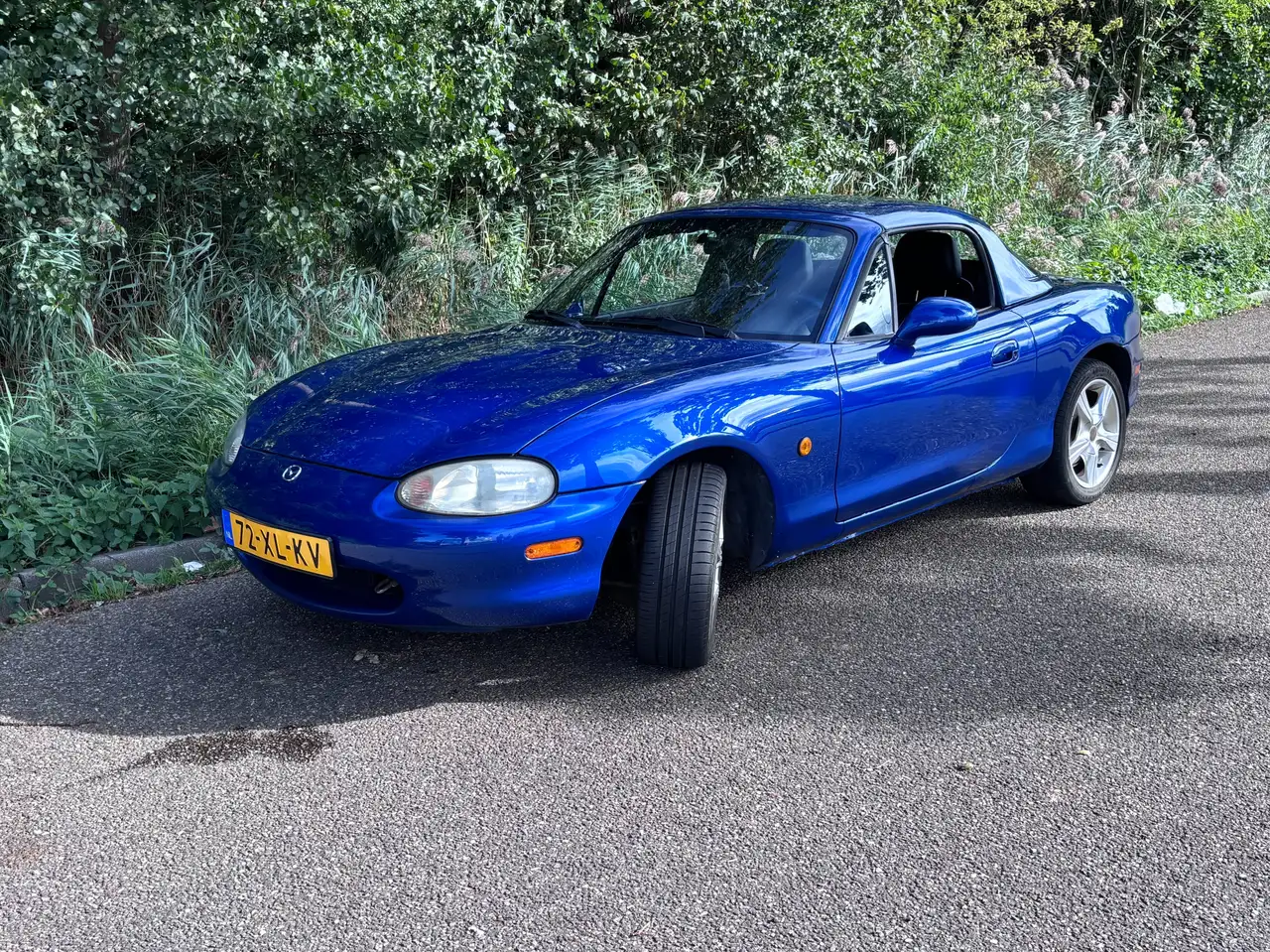 Mazda MX-5 1.8i, foto 1