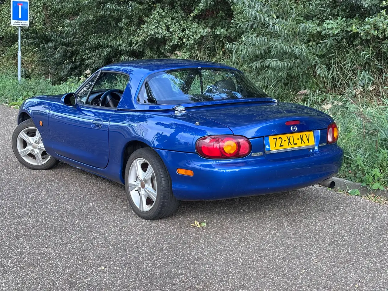 Mazda MX-5 1.8i, foto 2