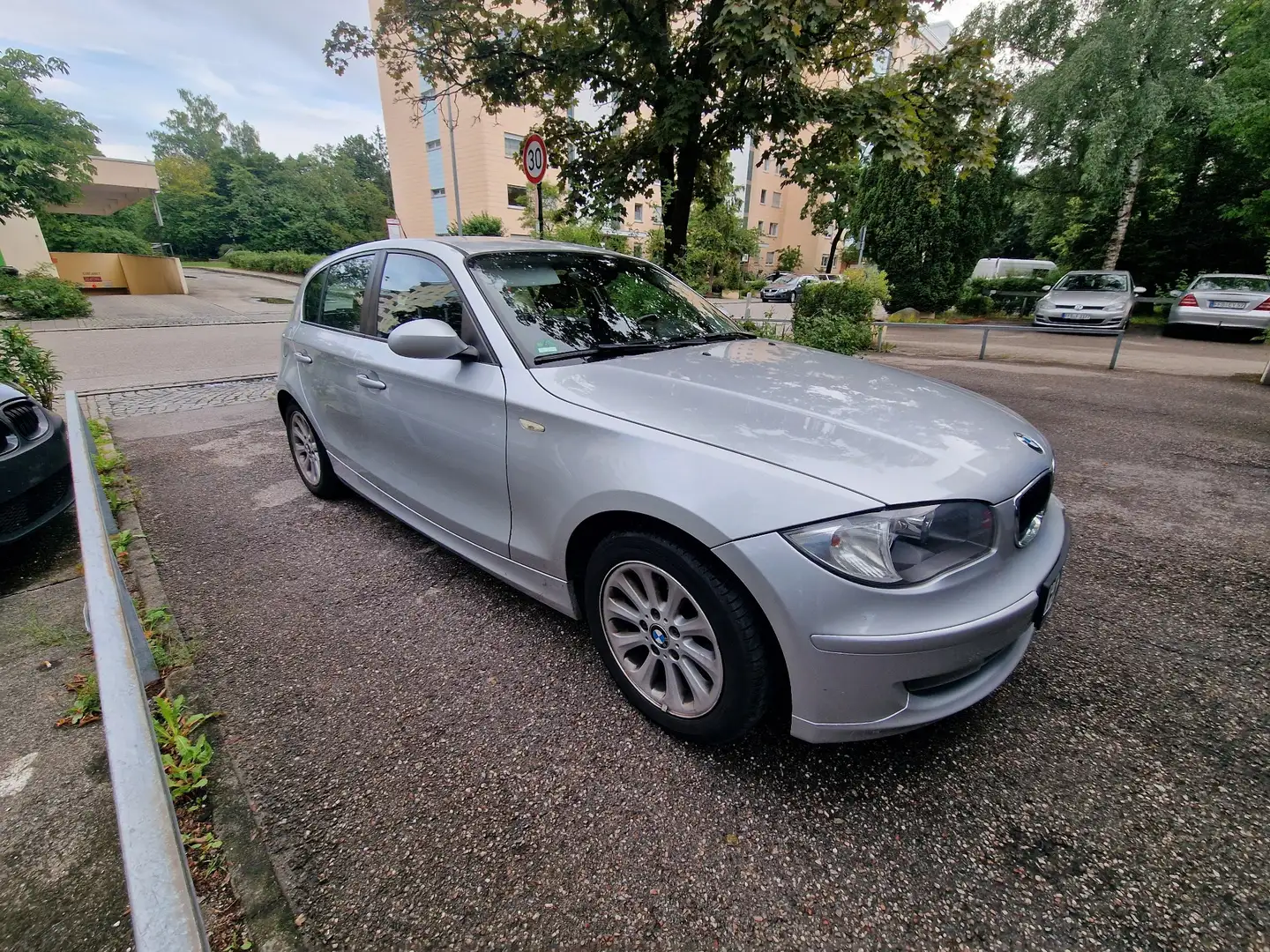 BMW 118 118d DPF - 1