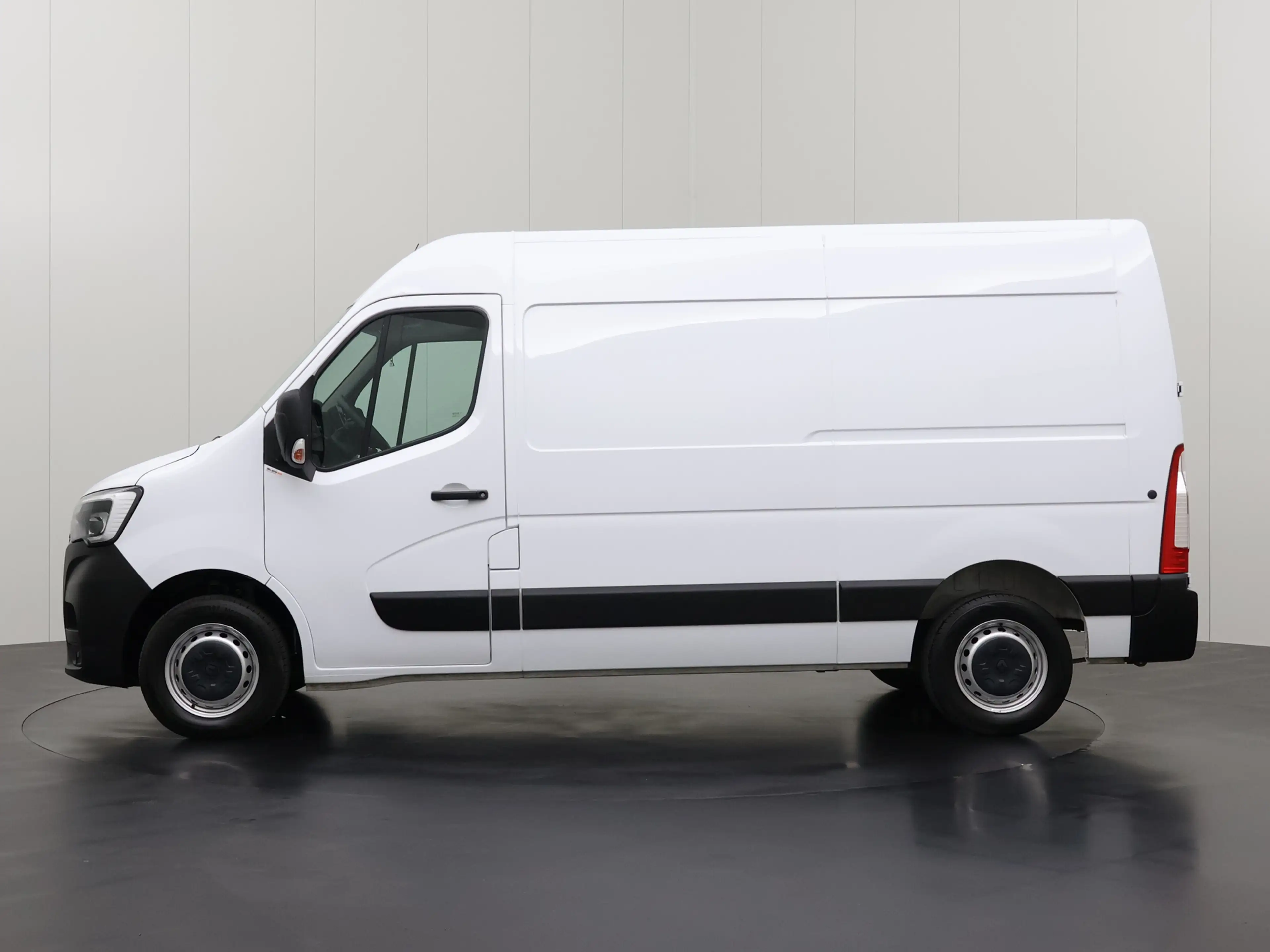 Renault Master 2.3DCi 135PK L2H2 | Multimedia | Airco | Cruise | — photo 12