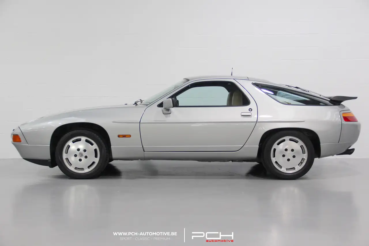 Porsche 928 S4 5.0 V8 320cv Aut. - Restaurée ! -, foto 3