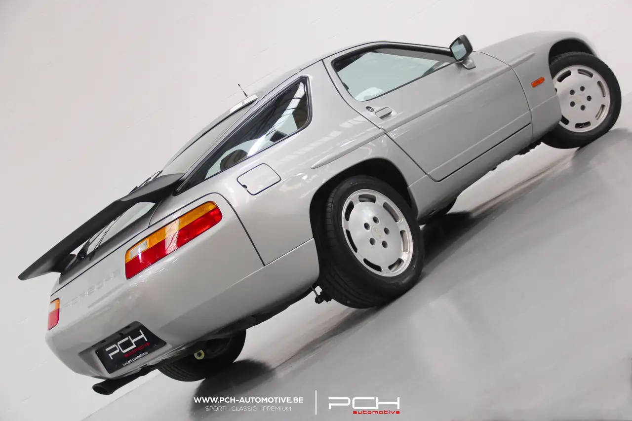 Porsche 928 S4 5.0 V8 320cv Aut. - Restaurée ! -, foto 2