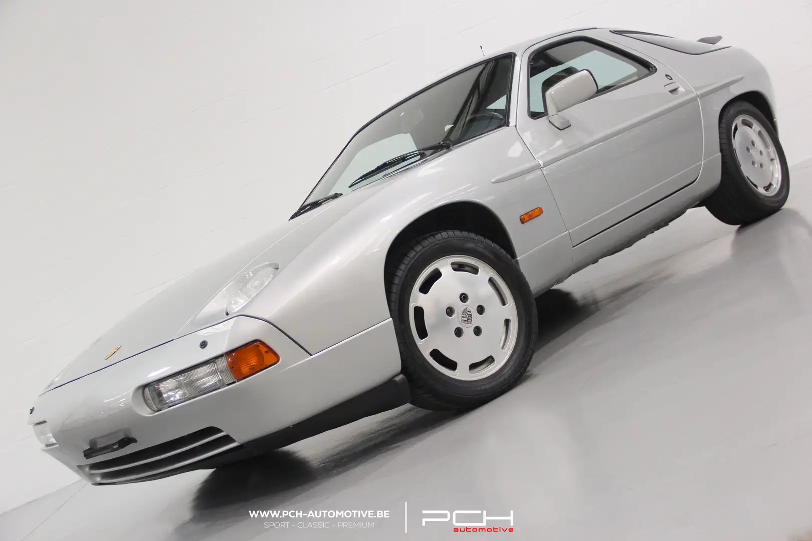 Porsche 928 S4 5.0 V8 320cv Aut. - Restaurée ! - Zilver - 1