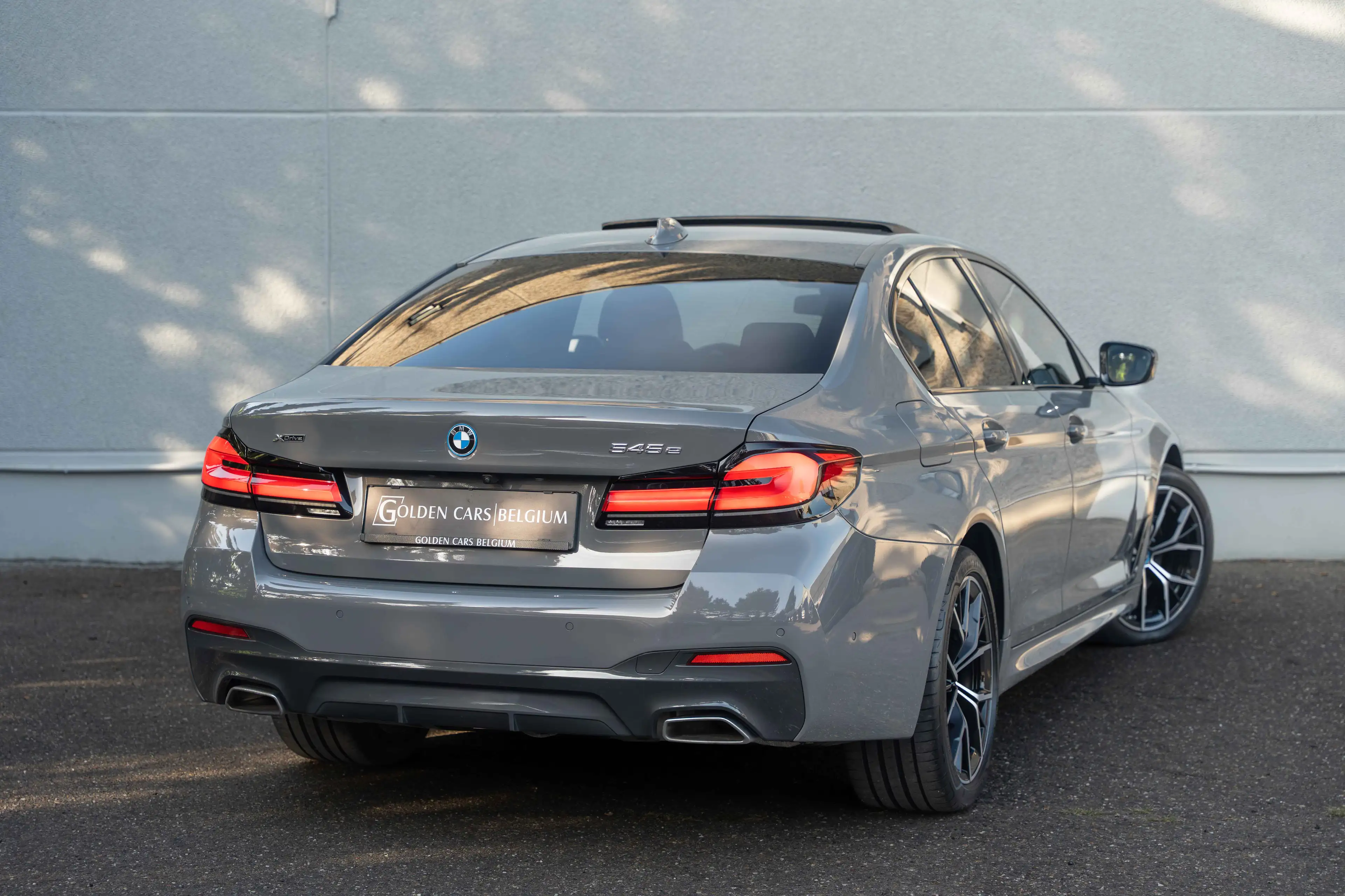 BMW 545 e xDrive M-SPORT/LASER/OPENDAK/HUD/H&K/19"/360°/MEMORY/ACC — photo 8