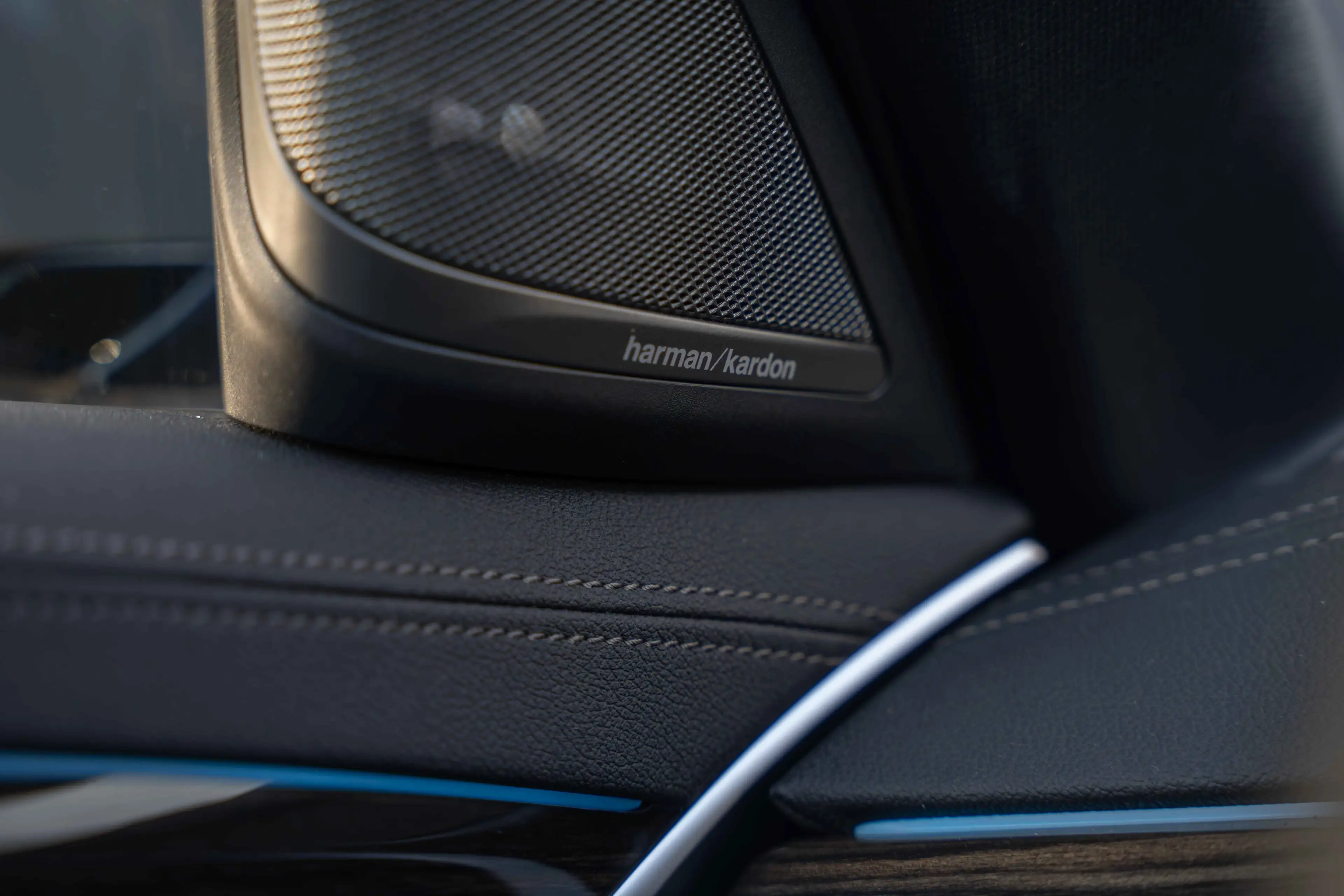 BMW 545 e xDrive M-SPORT/LASER/OPENDAK/HUD/H&K/19"/360°/MEMORY/ACC — photo 14