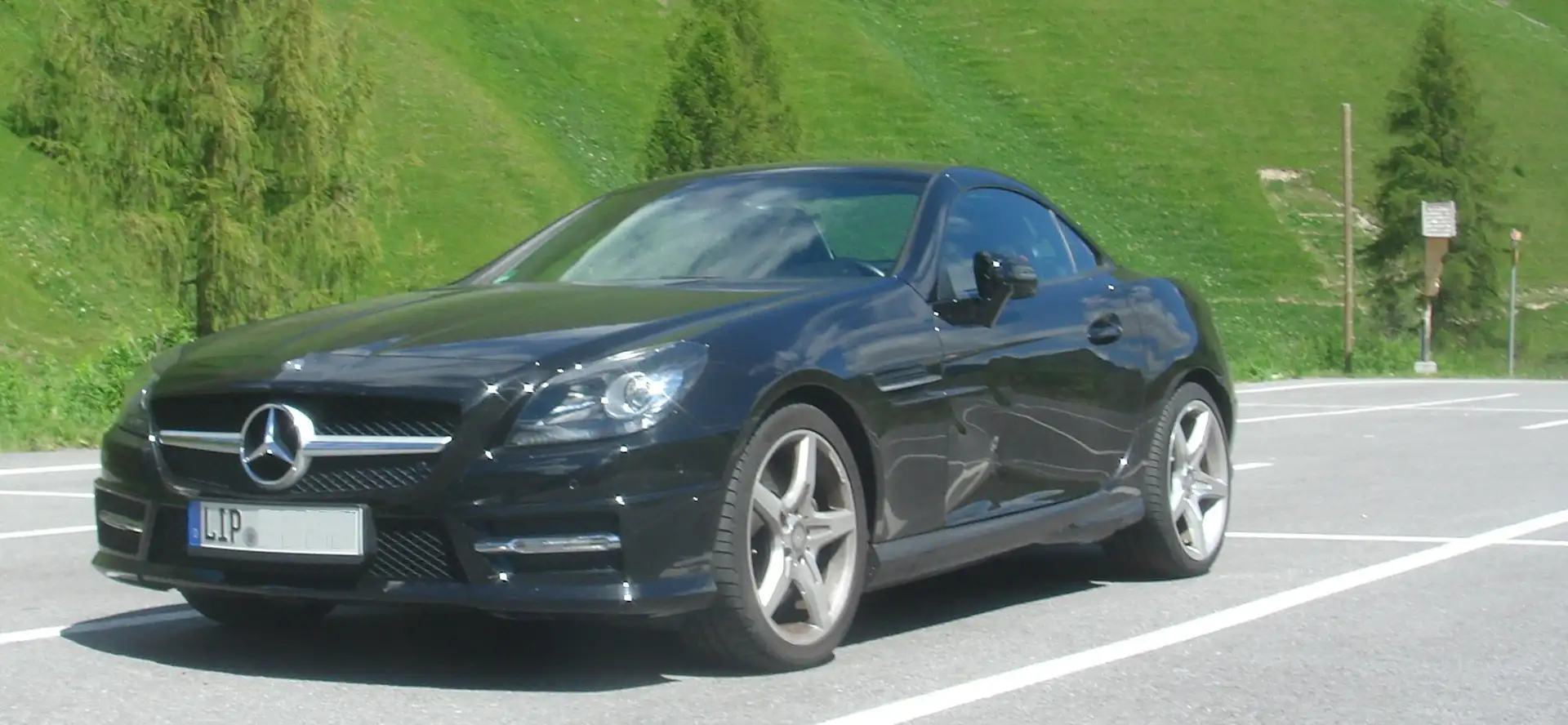 Mercedes-Benz SLK 200 SLK 200 Blue EFFICIENCY 7G-TRONIC Чорний - 1