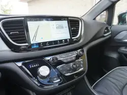 Chrysler Pacifica 2025 — фото 30