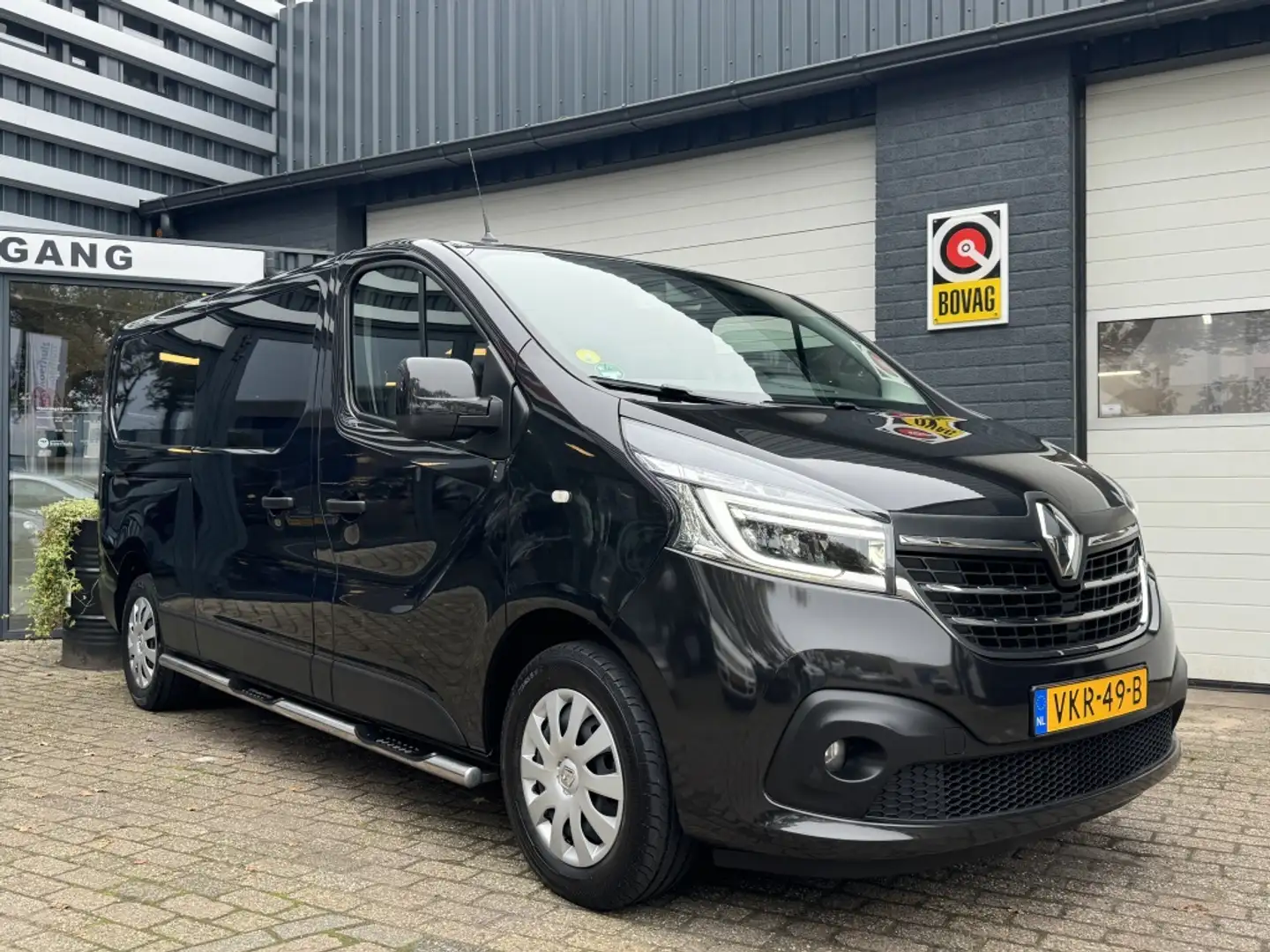 Renault Trafic 2.0 dCi 170 pk T29 L2H1 DC dubbel Lu Noir - 1