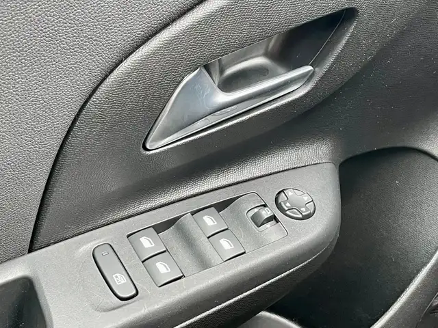 Opel Corsa view 14