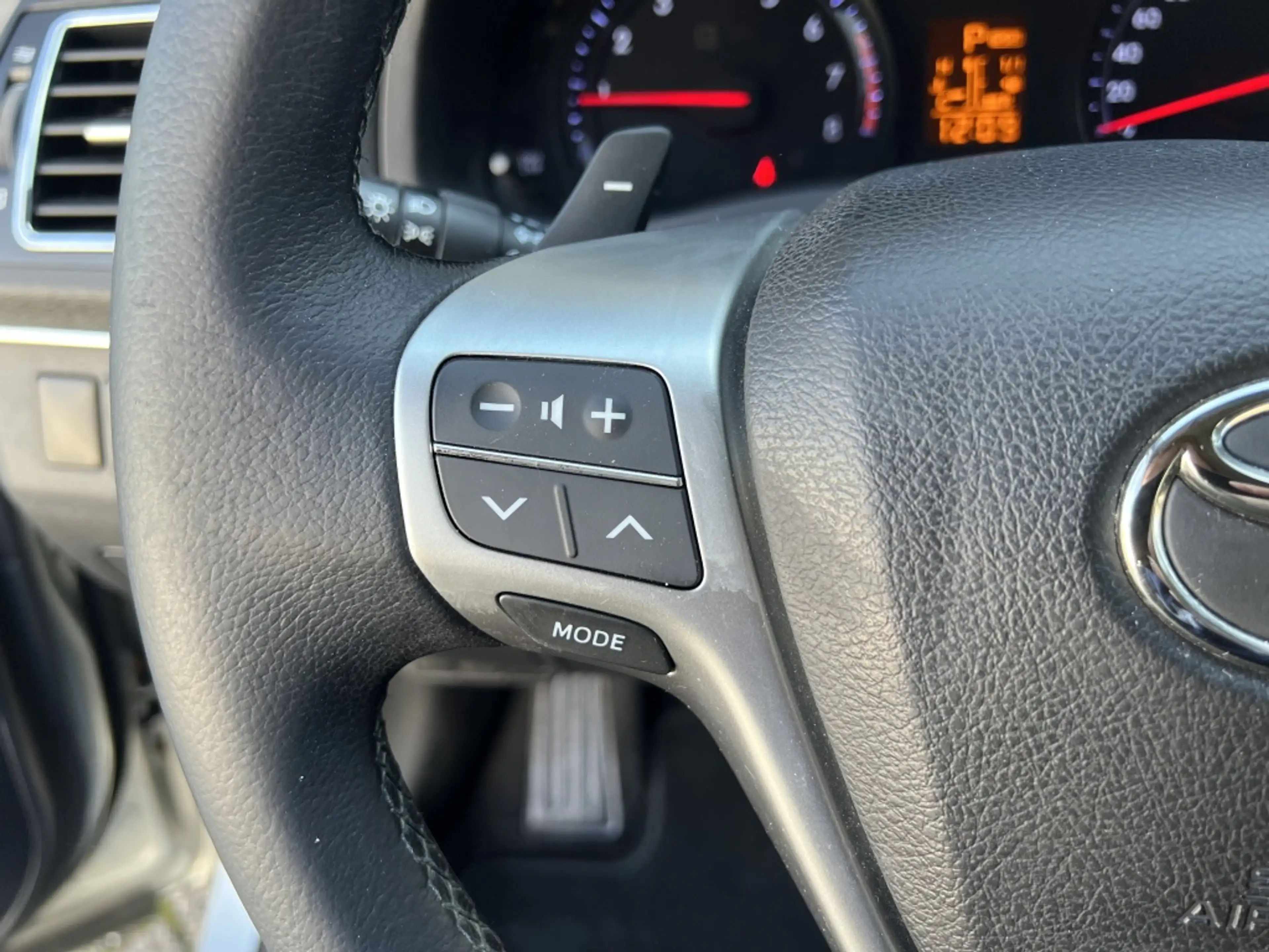 Toyota Avensis 1.8 VVTi Business Automaat 4-deurs | NL auto | Cli — photo 16