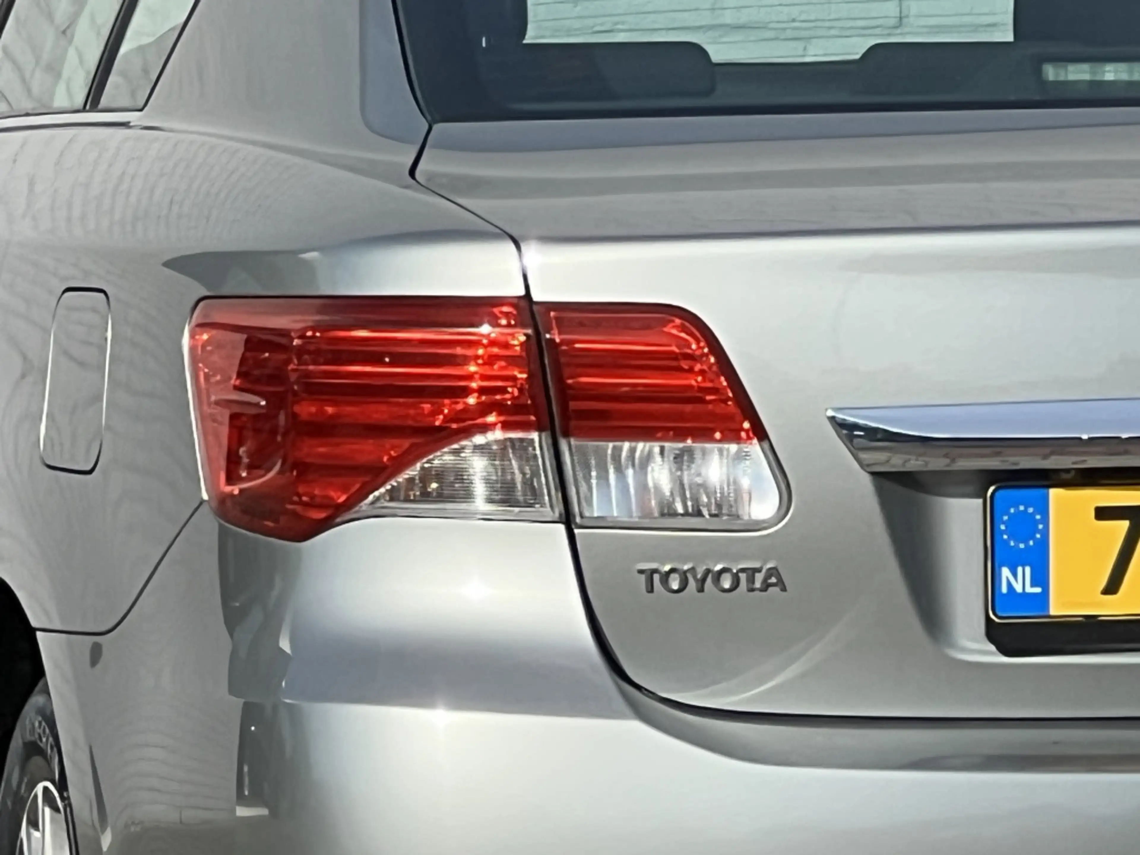 Toyota Avensis 1.8 VVTi Business Automaat 4-deurs | NL auto | Cli — photo 8