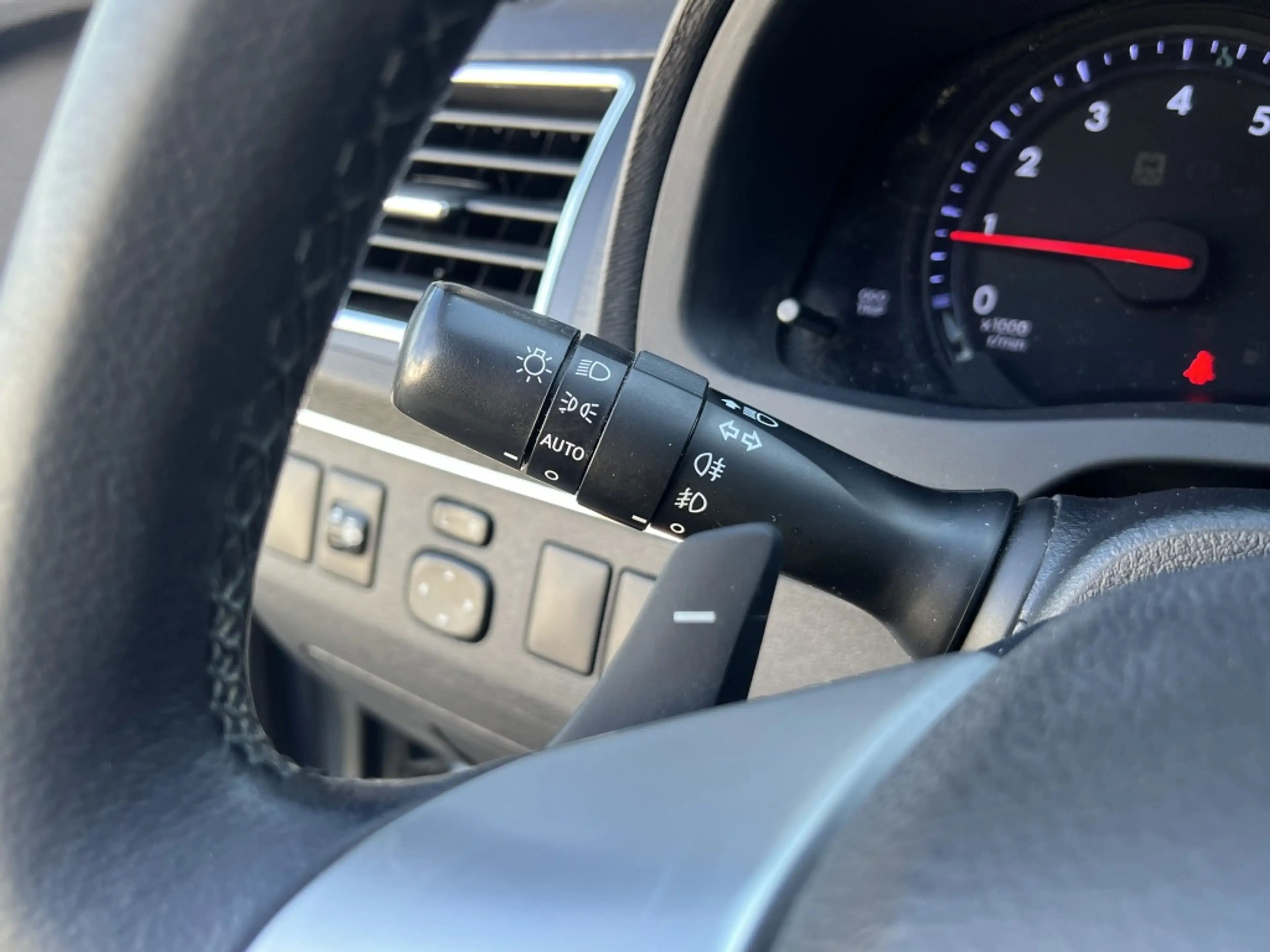 Toyota Avensis 1.8 VVTi Business Automaat 4-deurs | NL auto | Cli — photo 17