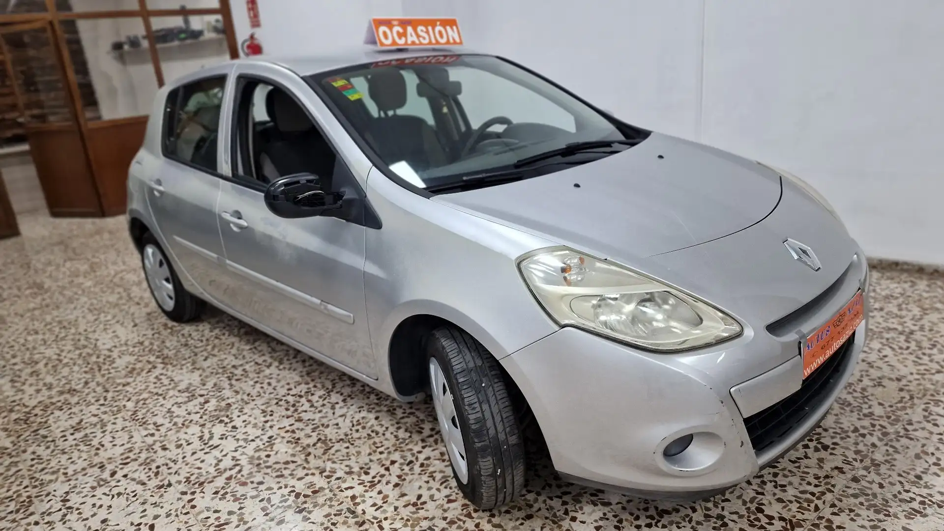 Renault Clio Grand Tour 1.2 Authentique - 2