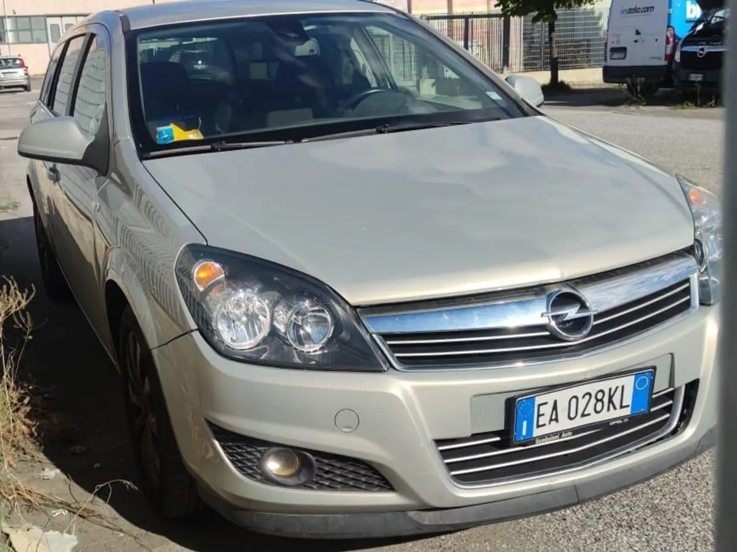 Opel Astra Astra SW 1.6 Enjoy Gpl-tech 115cv Argento - 1