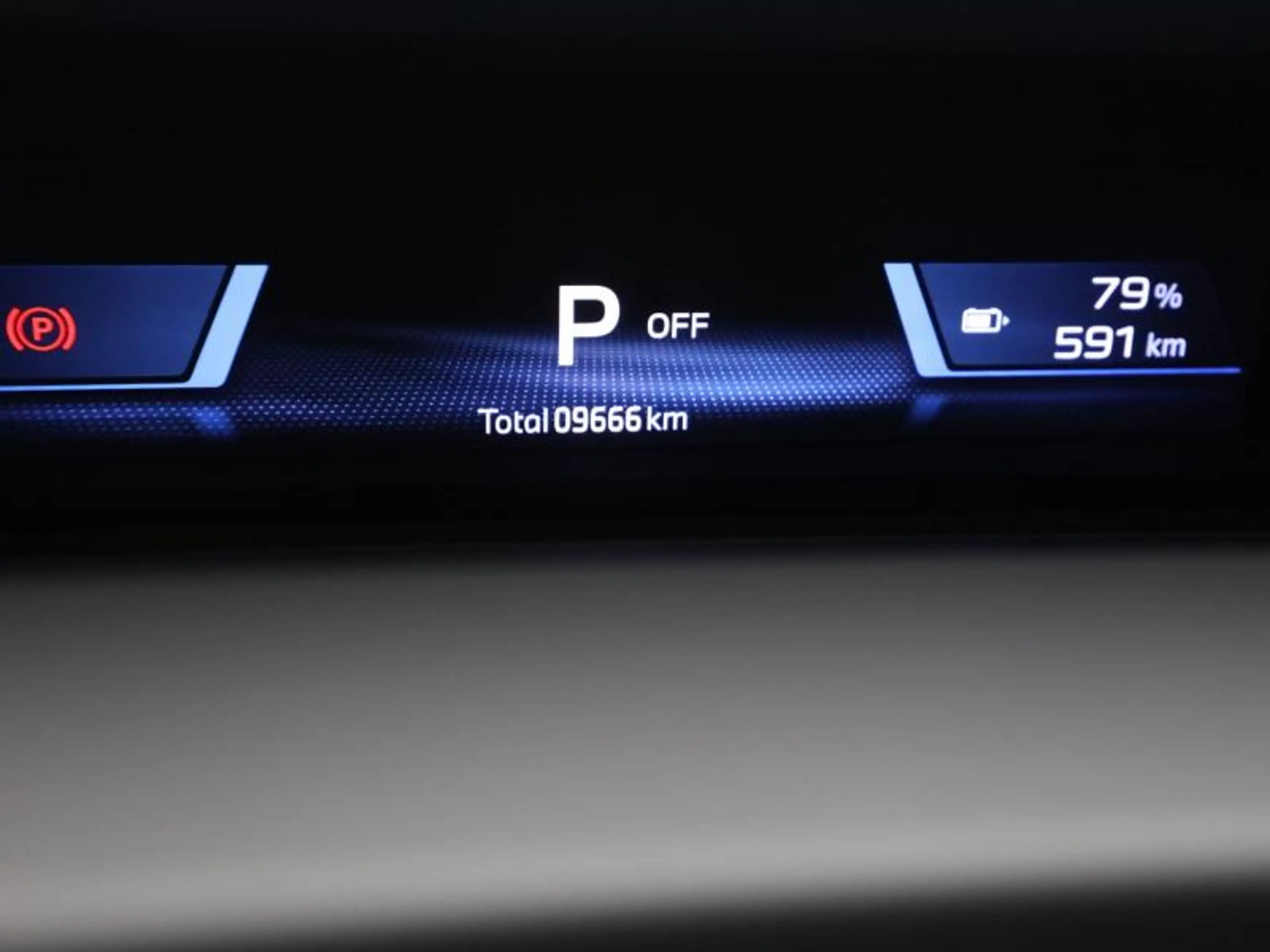 BMW iX3 50 XDRIVE - M SPORT — photo 10