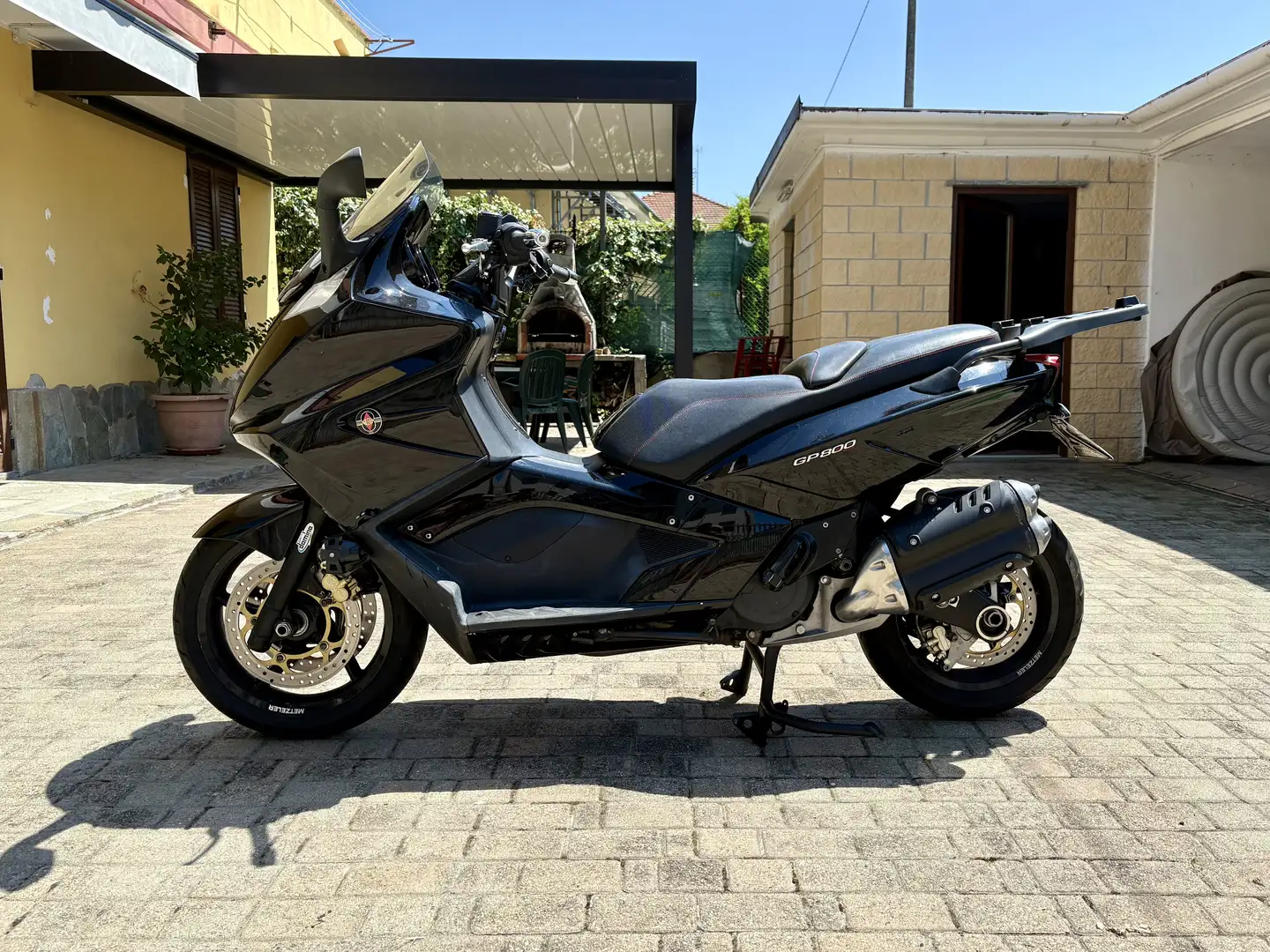 Gilera GP 800 - 1