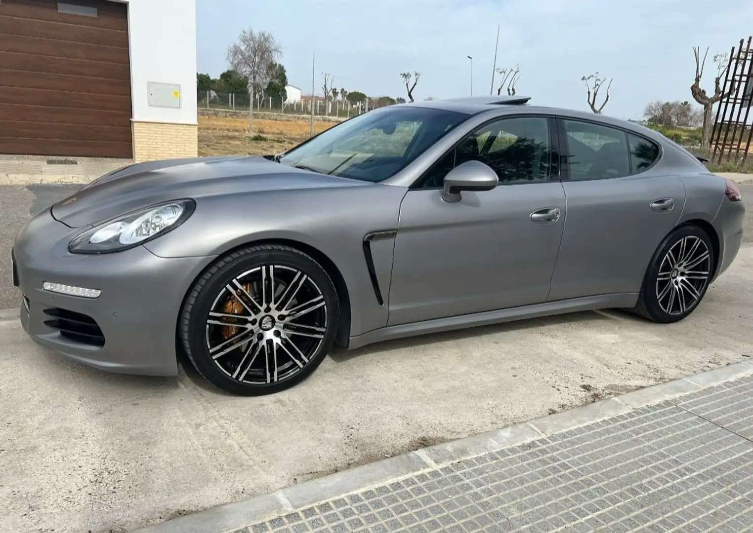 Porsche Panamera Panamera Diesel Tiptronic 300 Plateado - 1