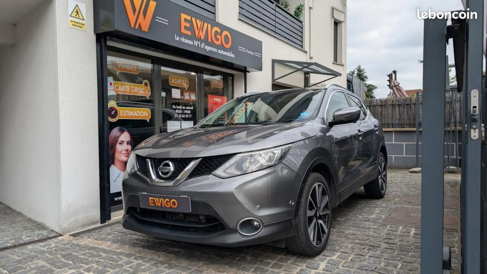 Nissan Qashqai 1.6 DCI 130ch TEKNA BVA TOIT PANO 360 Gris - 1
