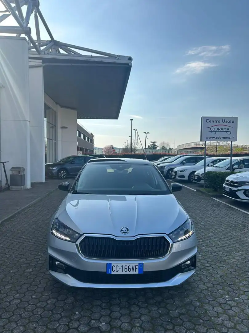 Skoda Fabia 1.0 MPI EVO 80 CV Style NEO PATENTATO Argento - 1