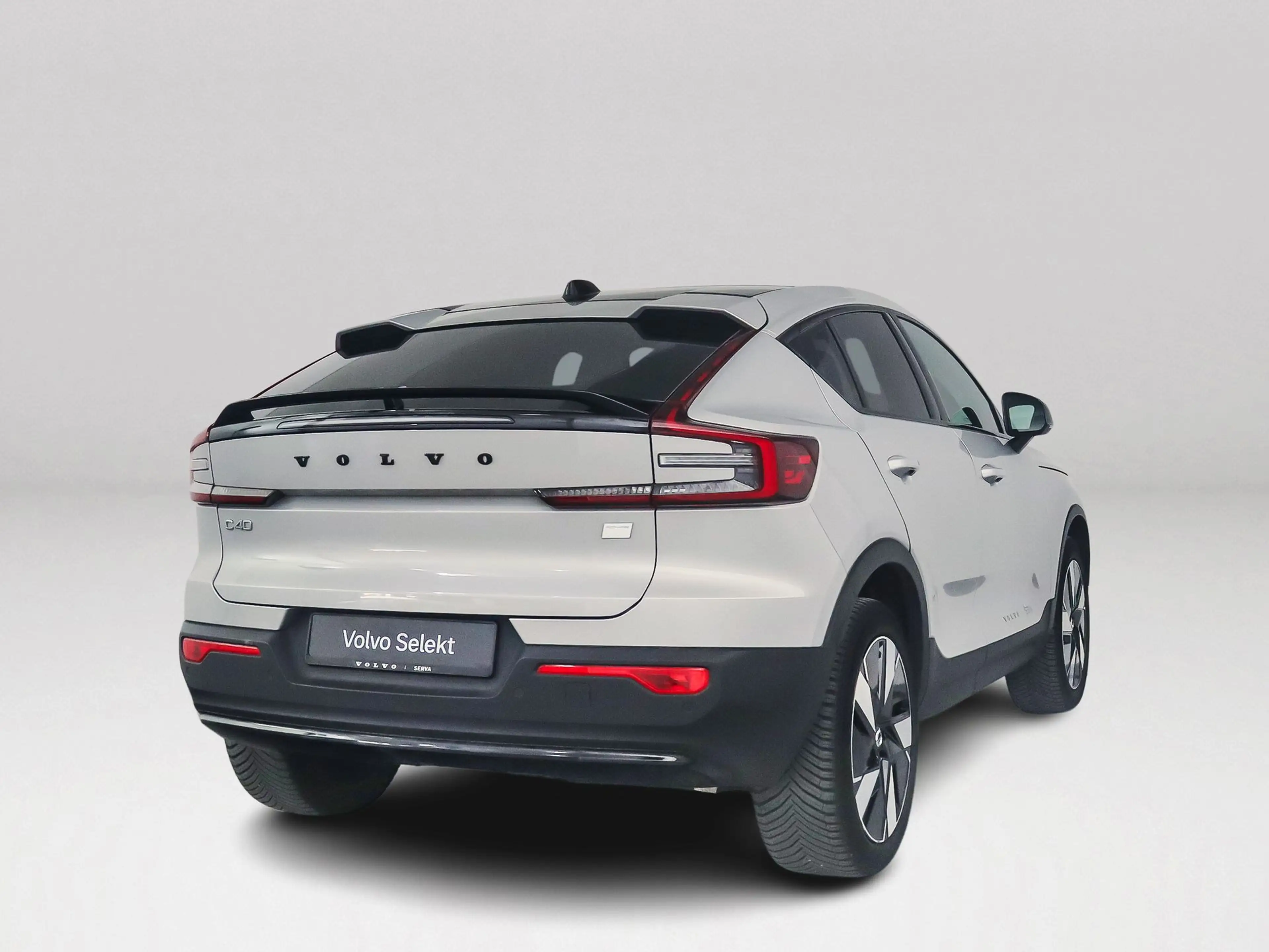 Volvo C40 Single Motor Core 69 kWh | Panoramadak — photo 2