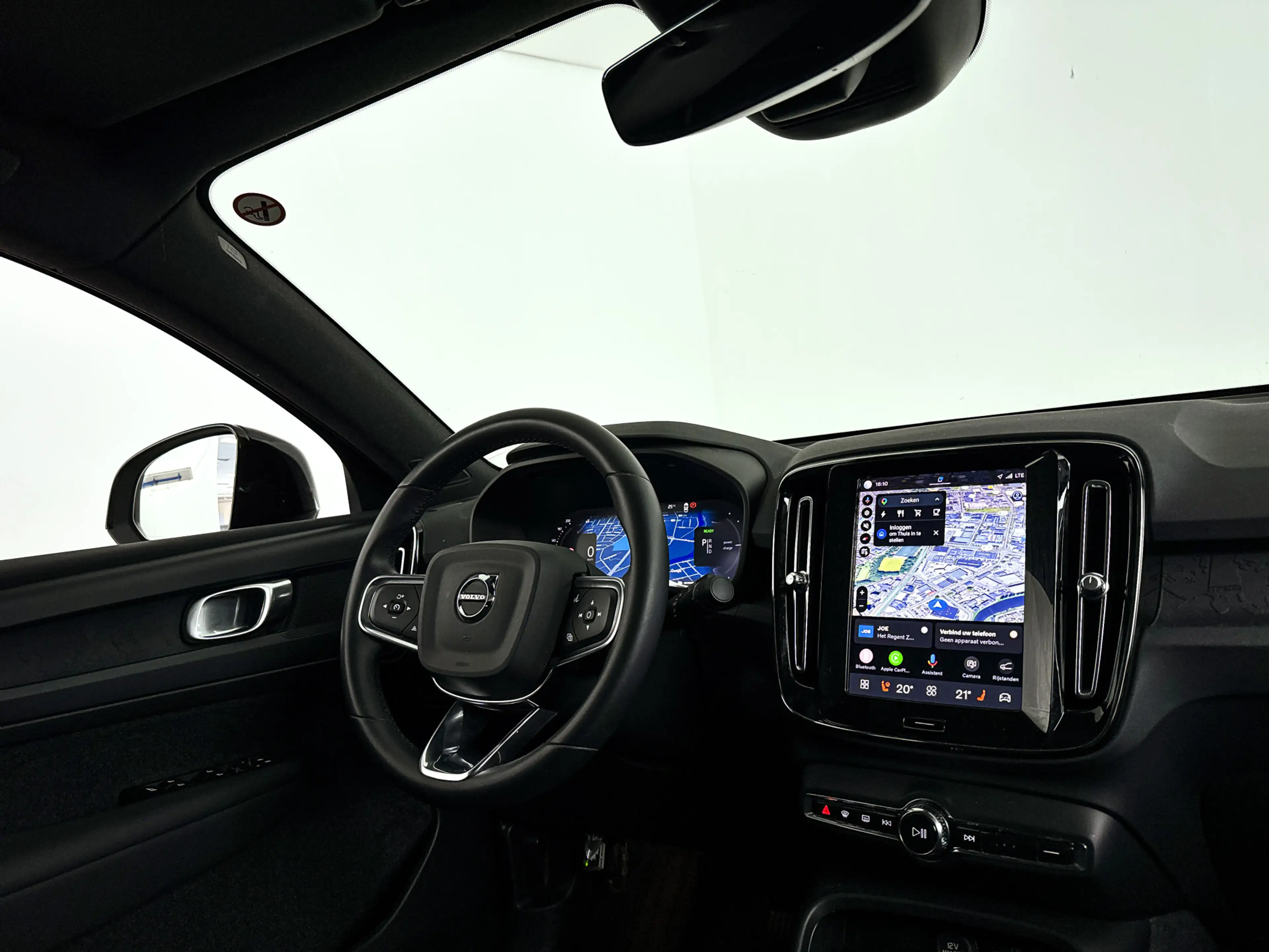 Volvo C40 Single Motor Core 69 kWh | Panoramadak — photo 3