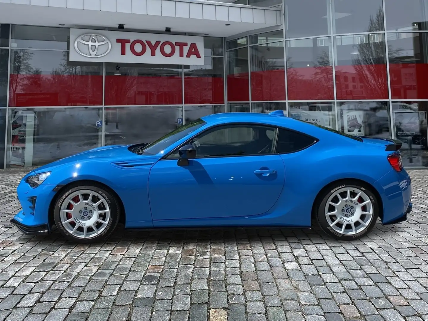Toyota GT86 2.0 Dragon Edition LED LM S-Sitz Navi Mavi - 2